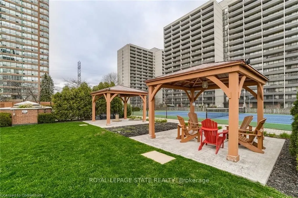 1270 Maple Crossing Boulevard, #914