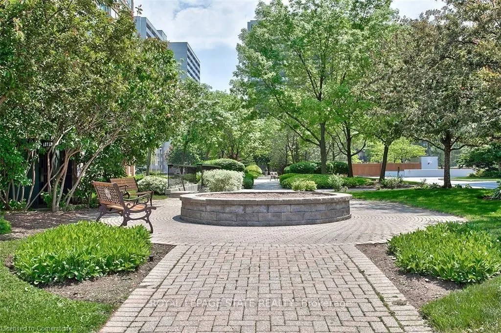 1270 Maple Crossing Boulevard, #914