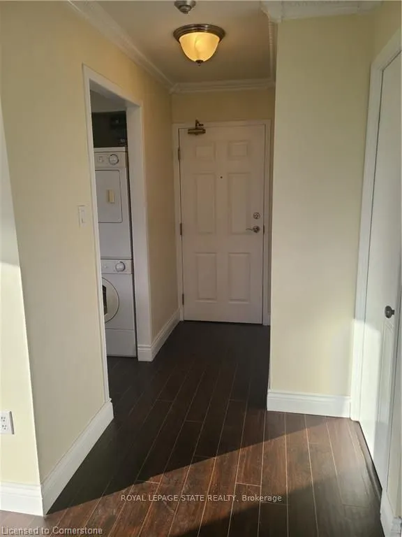 1270 Maple Crossing Boulevard, #914