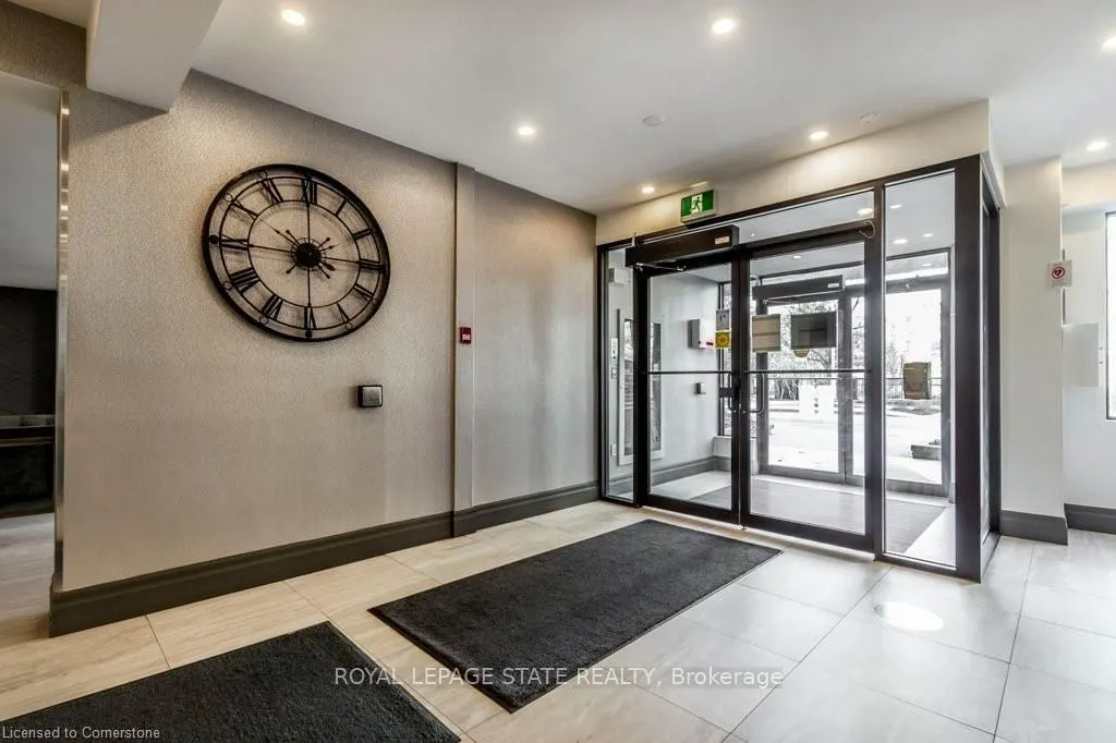 1270 Maple Crossing Boulevard, #914