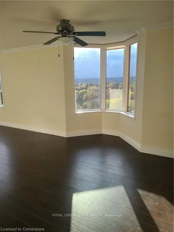 1270 Maple Crossing Boulevard, #914