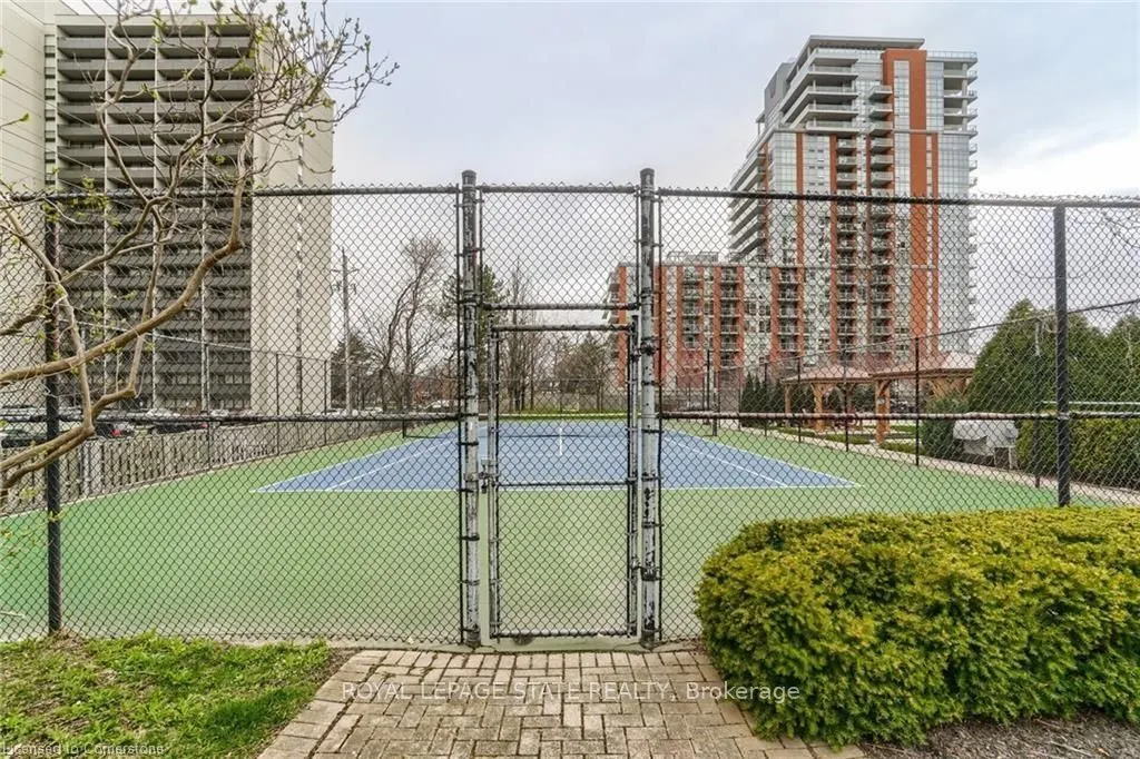 1270 Maple Crossing Boulevard, #914