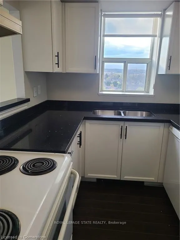 1270 Maple Crossing Boulevard, #914