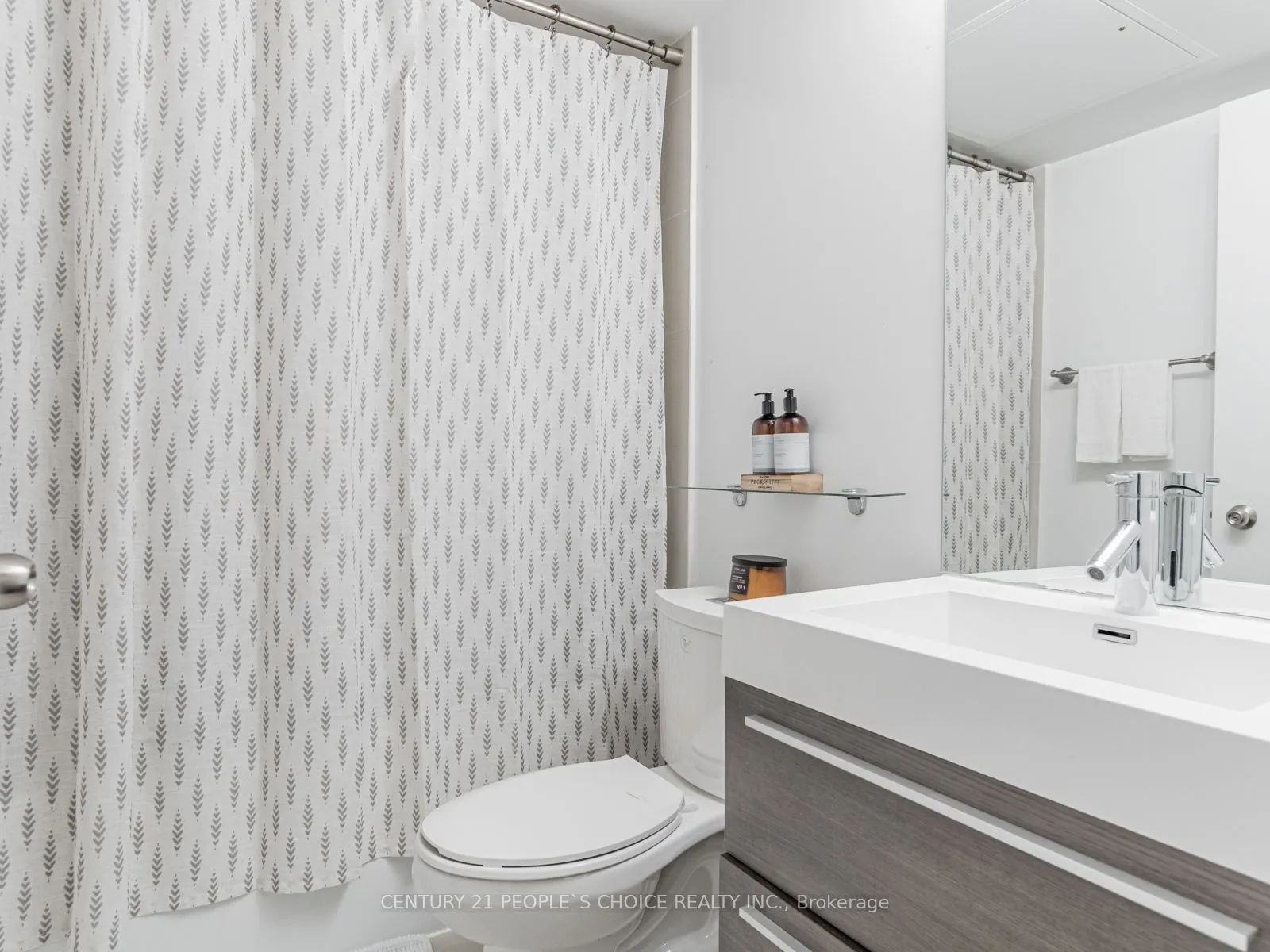 8 Fieldway Road, #523