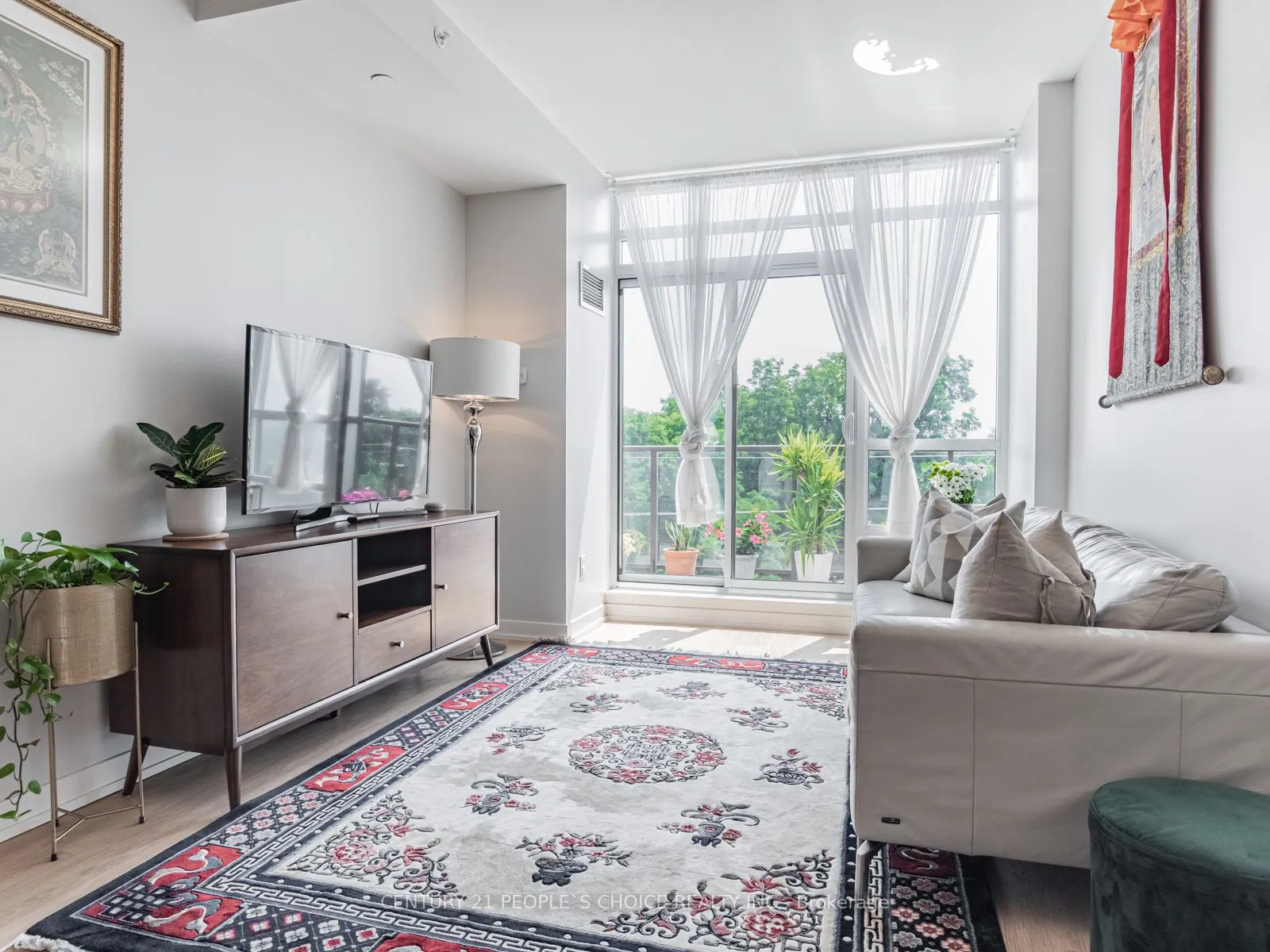 8 Fieldway Road, #523
