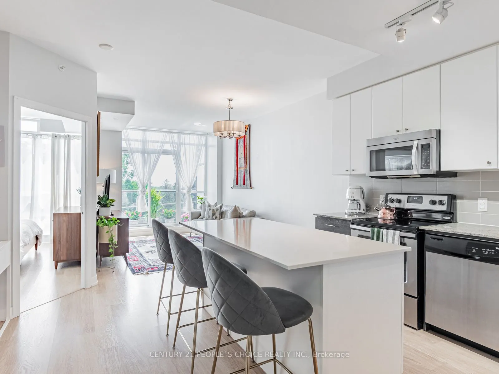 8 Fieldway Road, #523