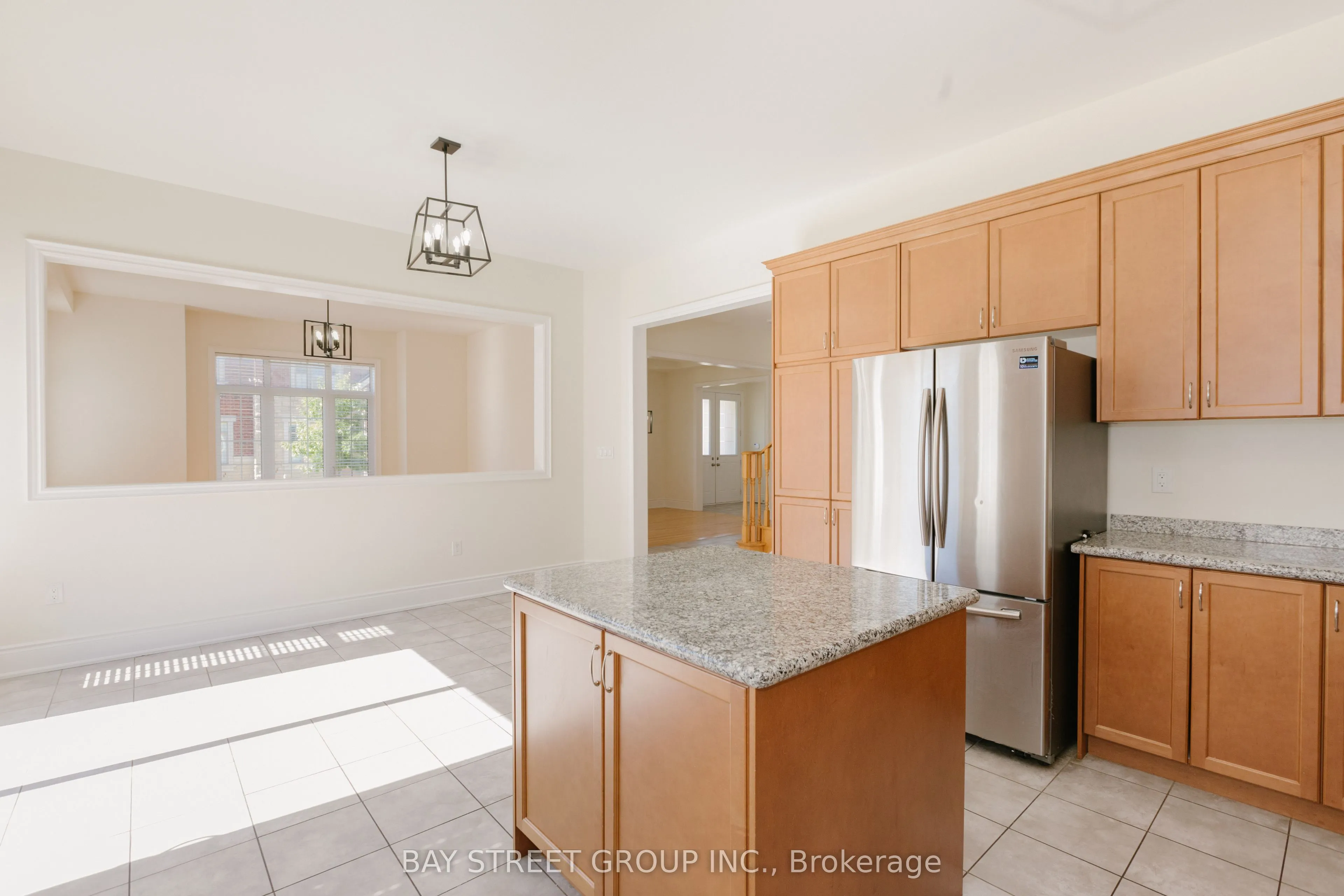 3127 Streamwood Pass