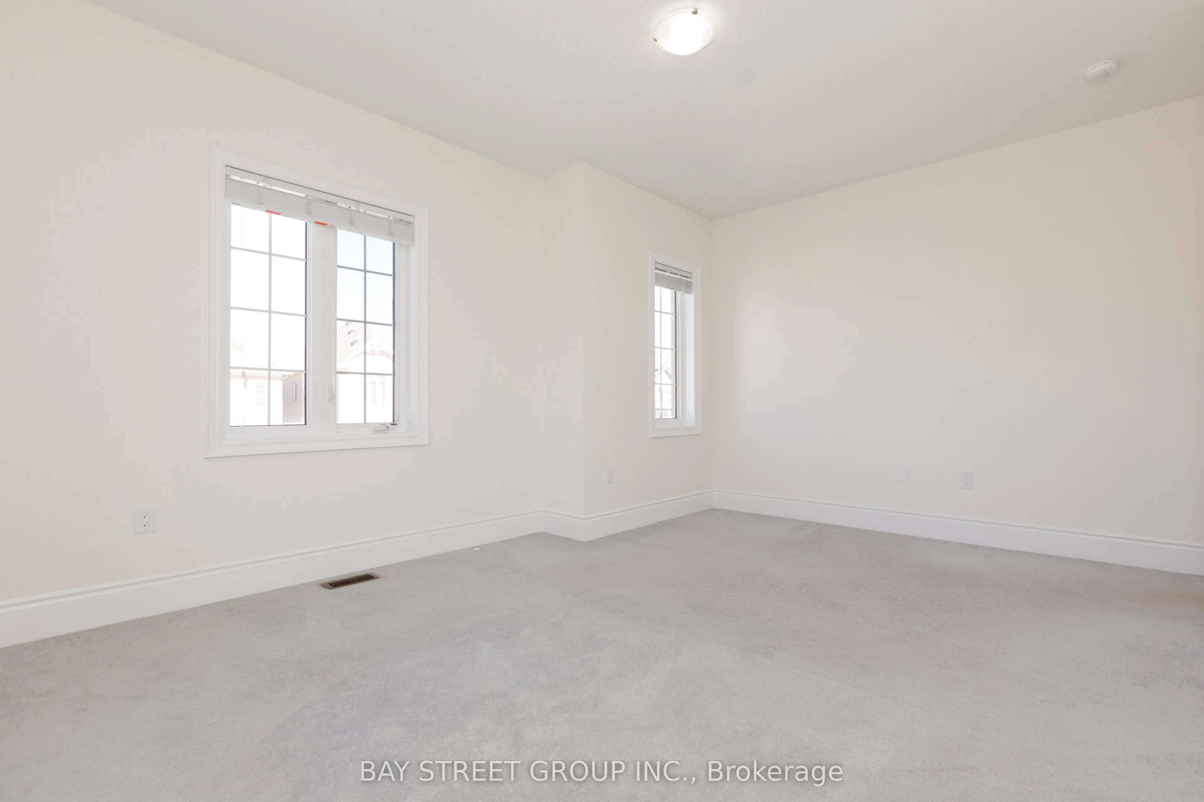 3127 Streamwood Pass