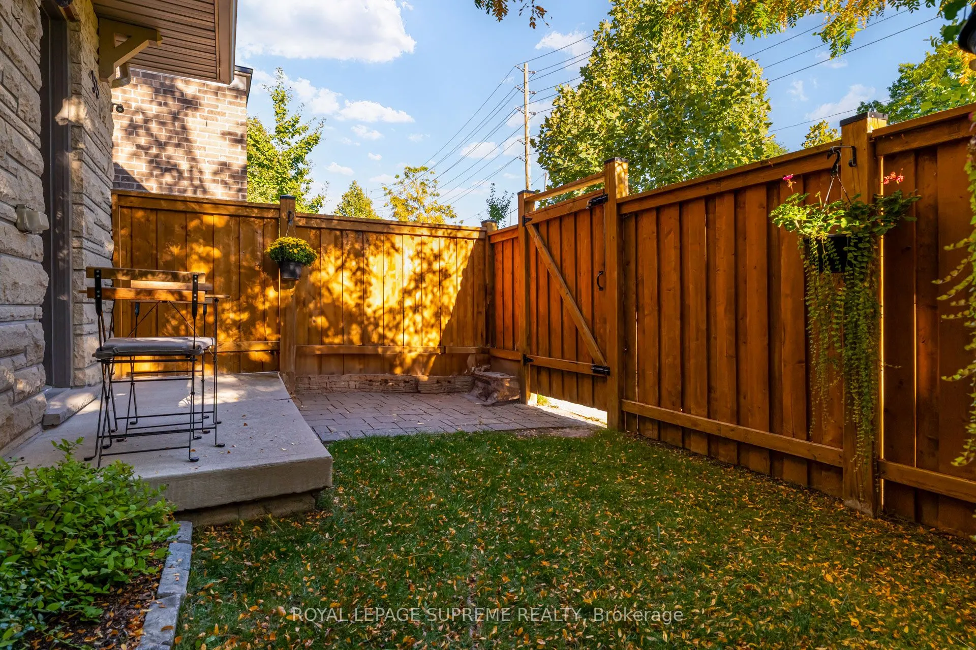 53 Dryden Way