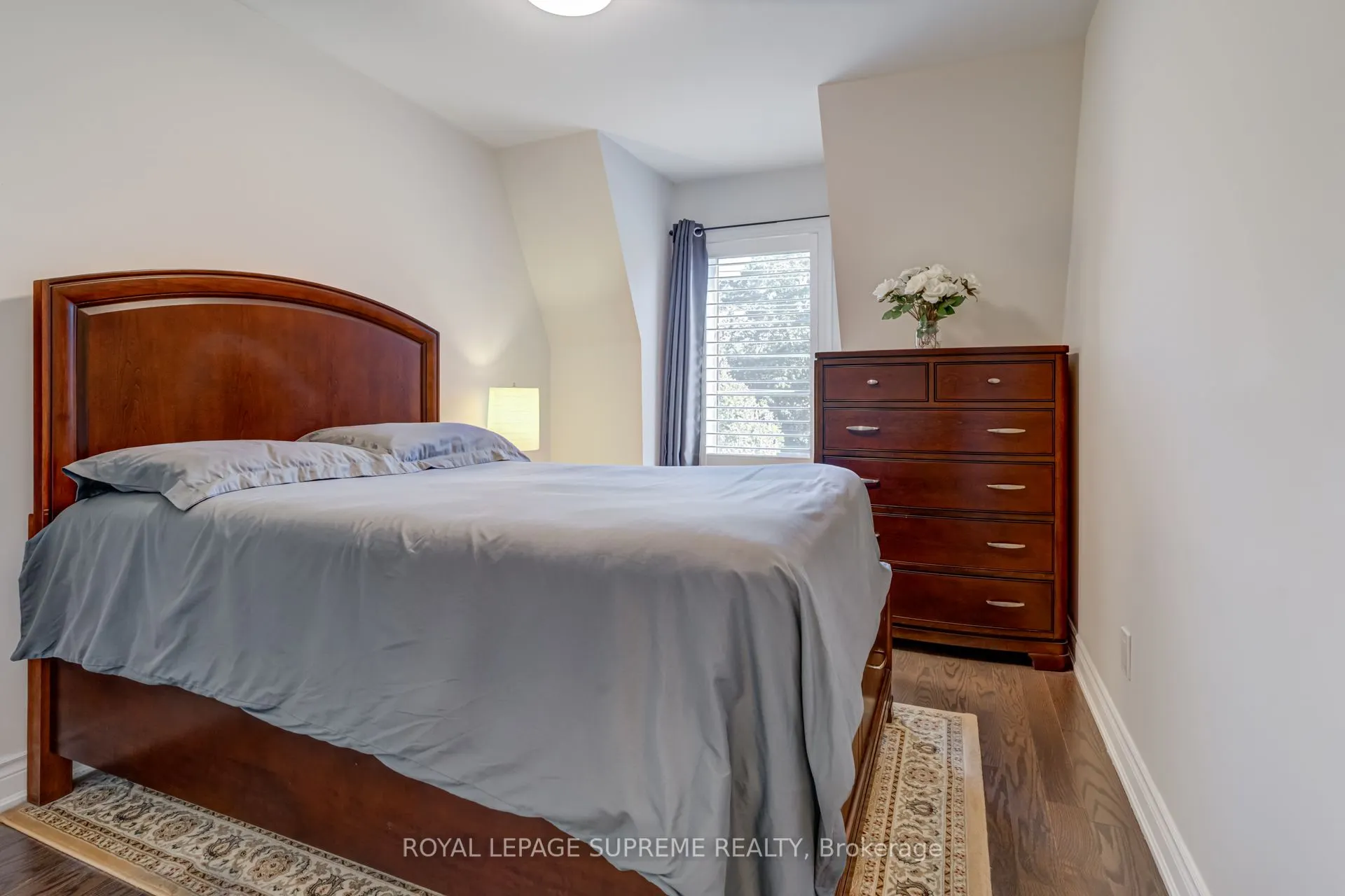 53 Dryden Way