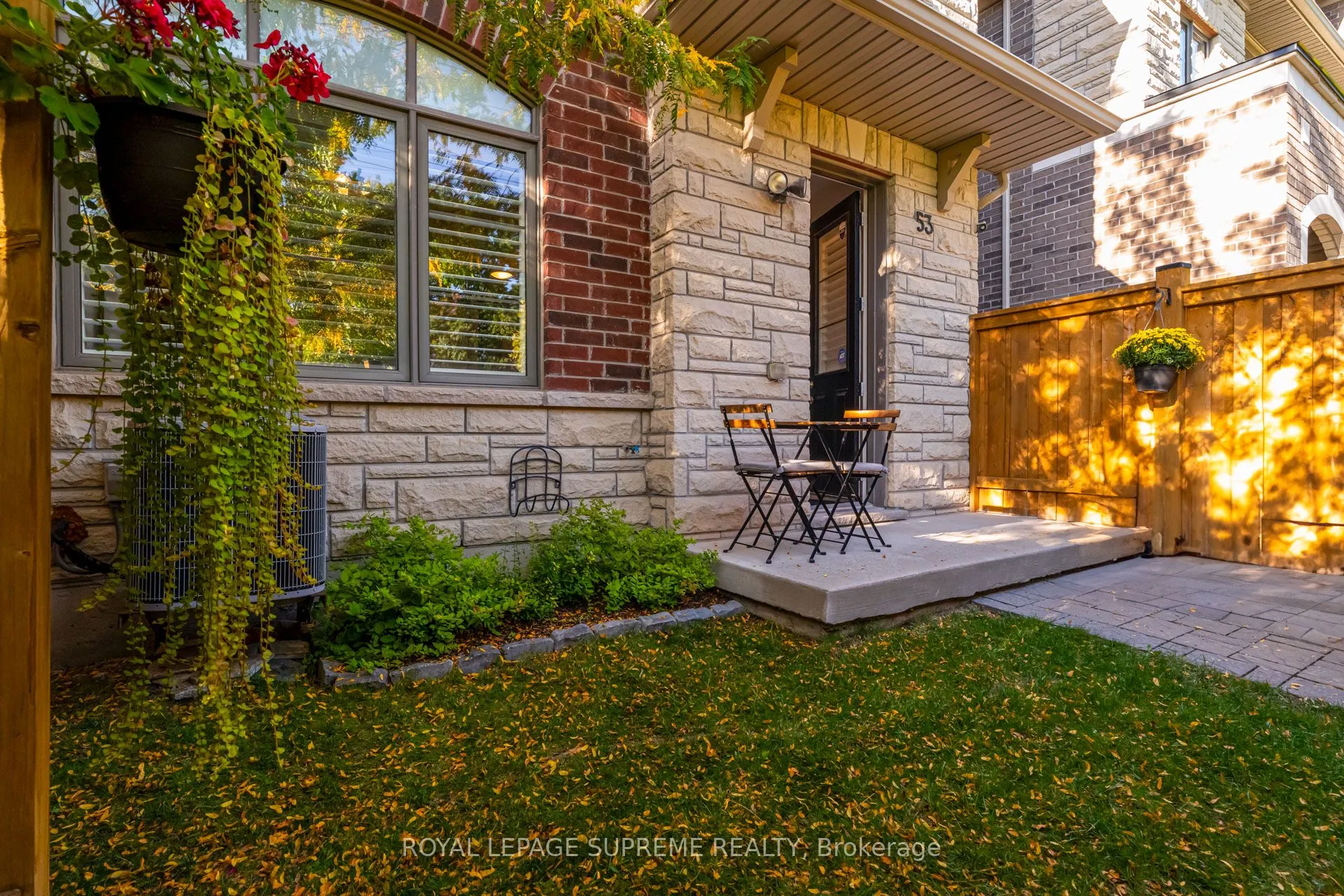 53 Dryden Way