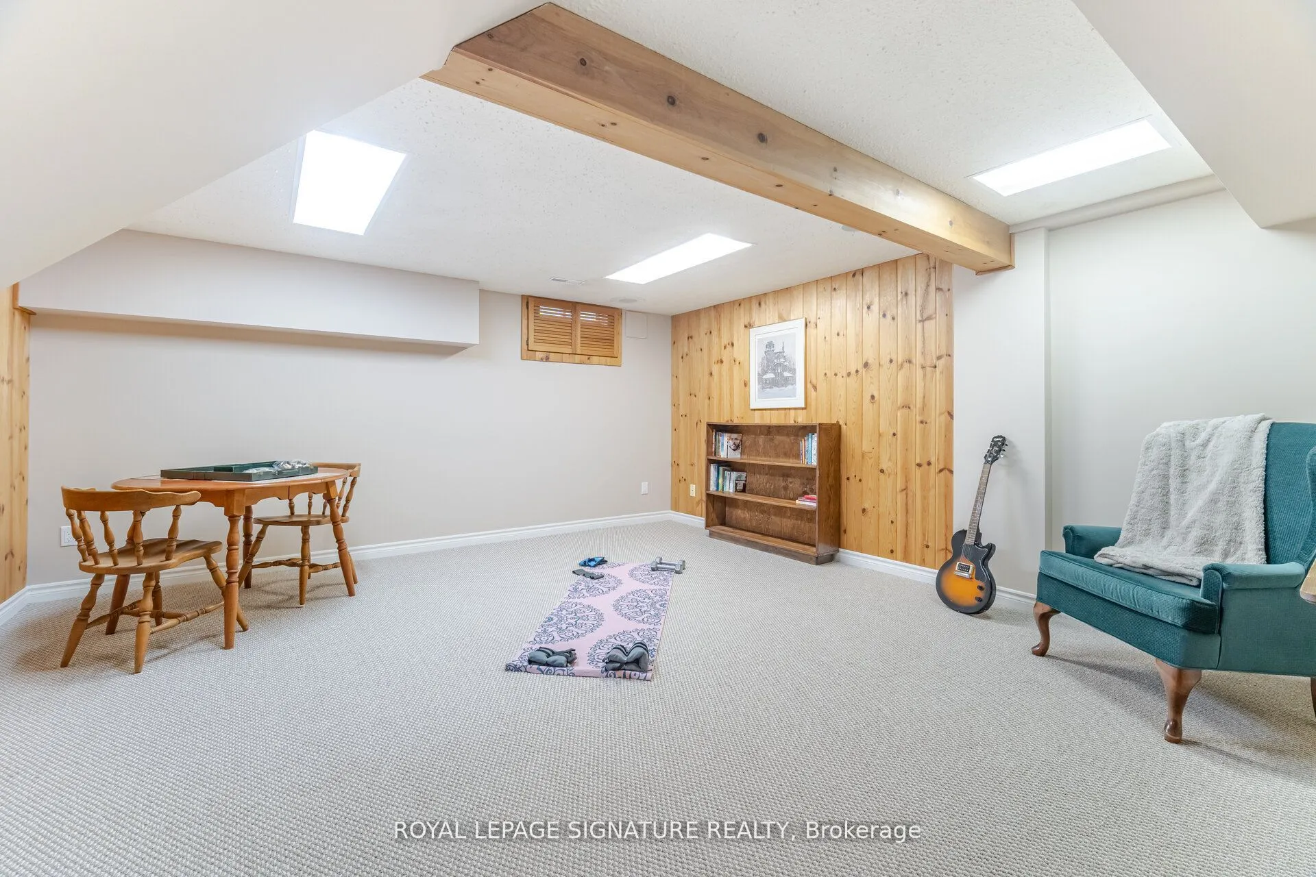4204 Wheelwright Crescent