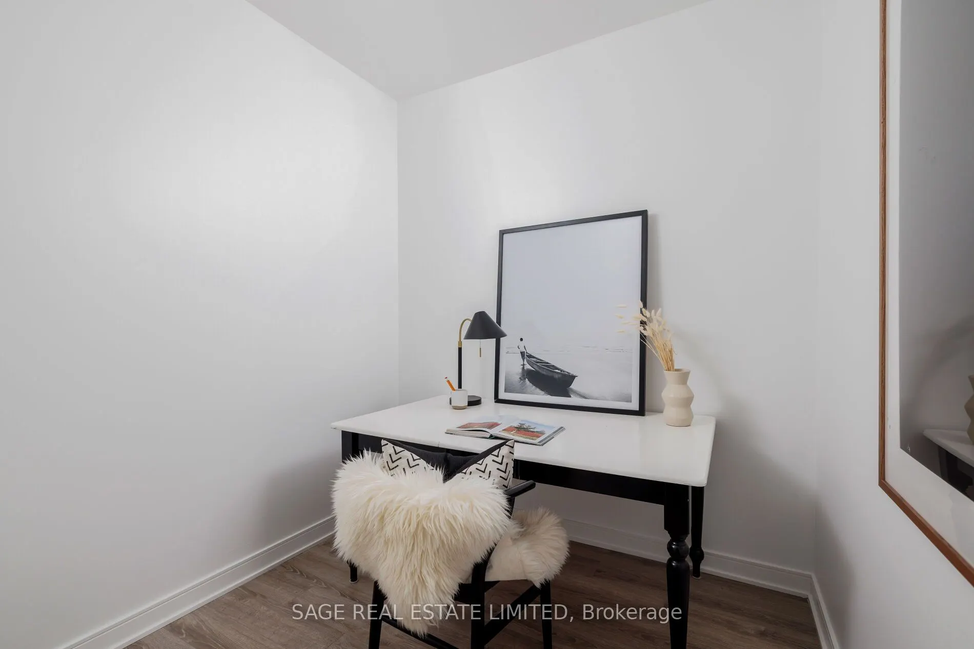 1 Neighbourhood Lane, #408