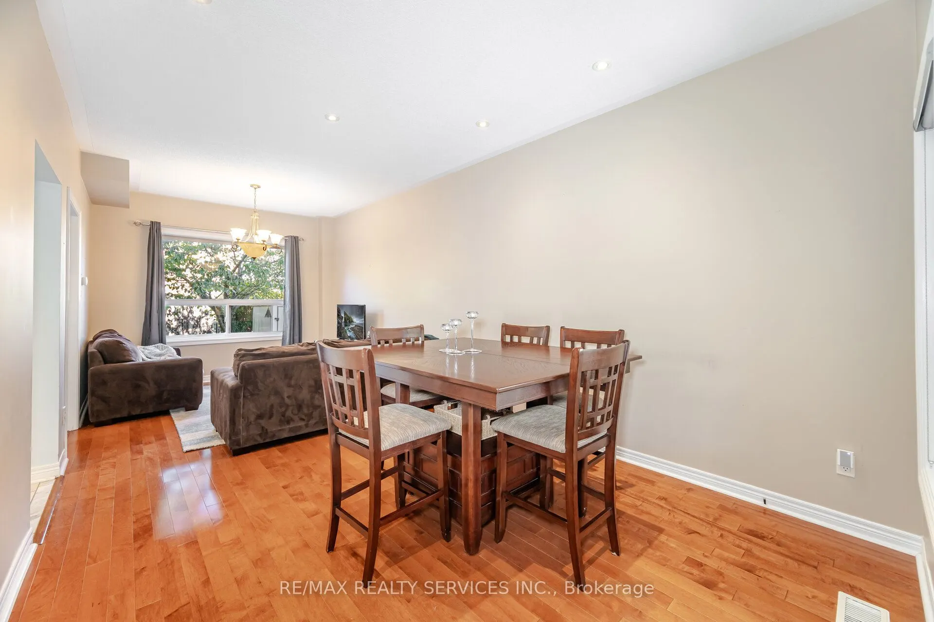 5 Melrose Gardens
