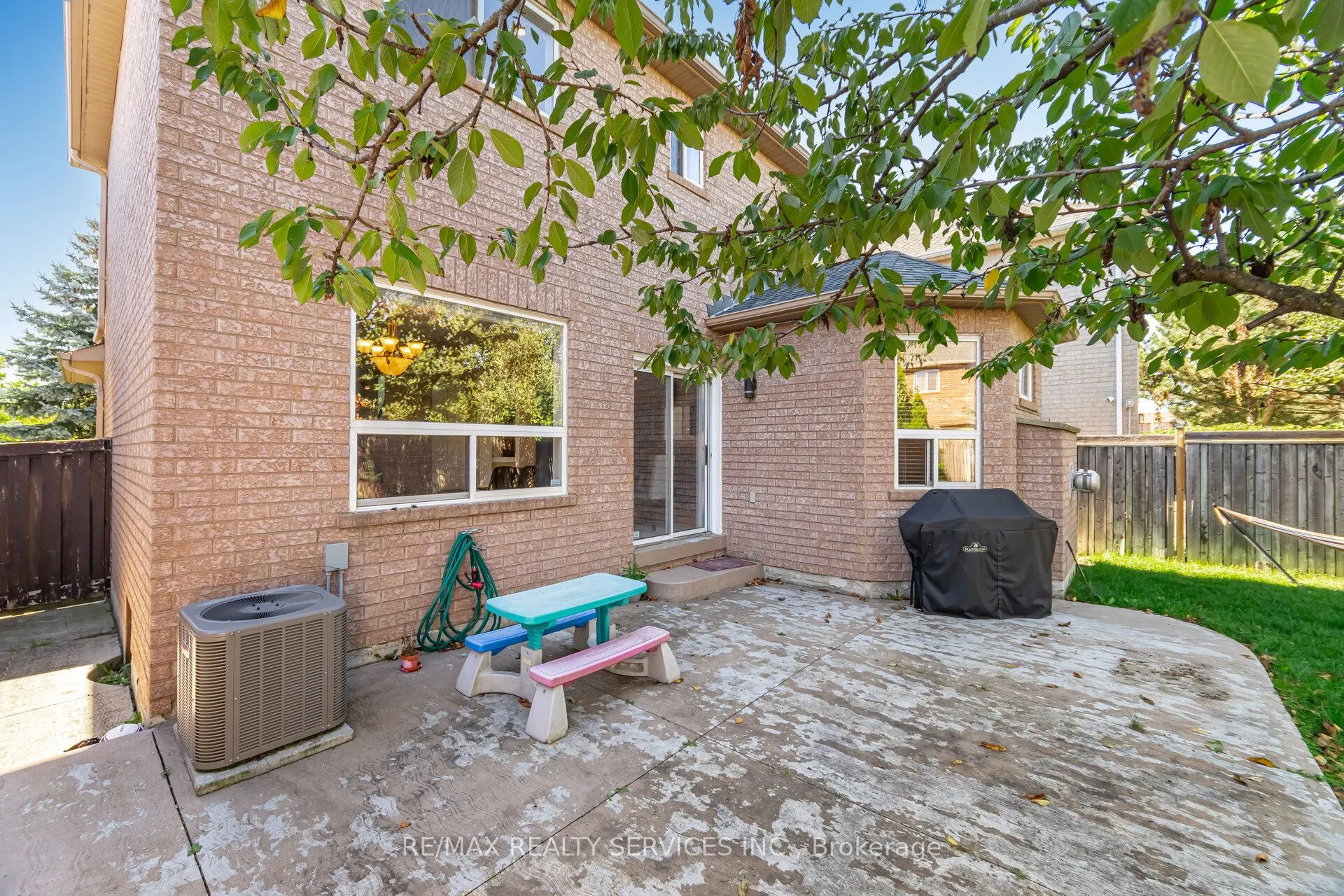 5 Melrose Gardens