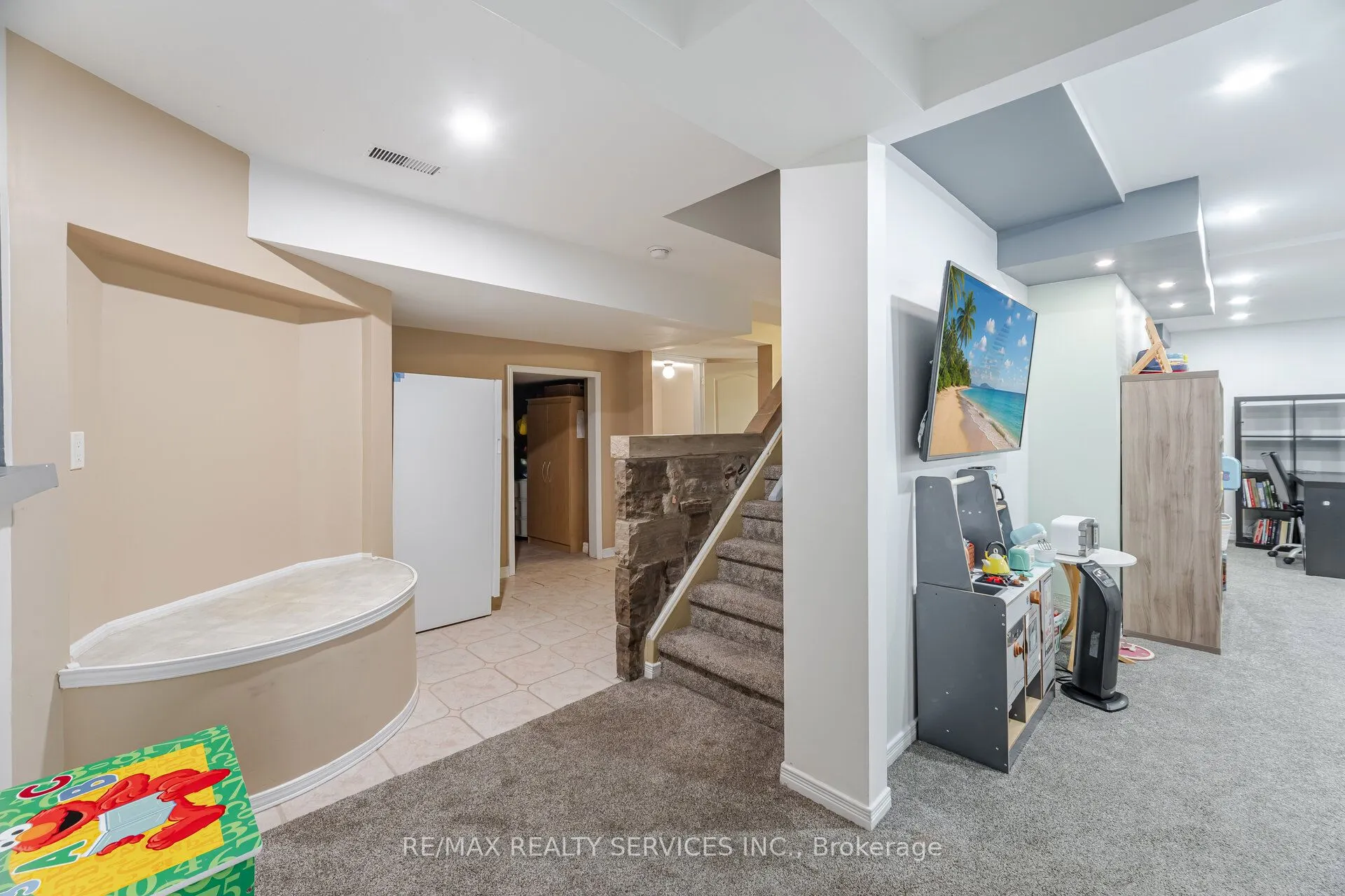 5 Melrose Gardens