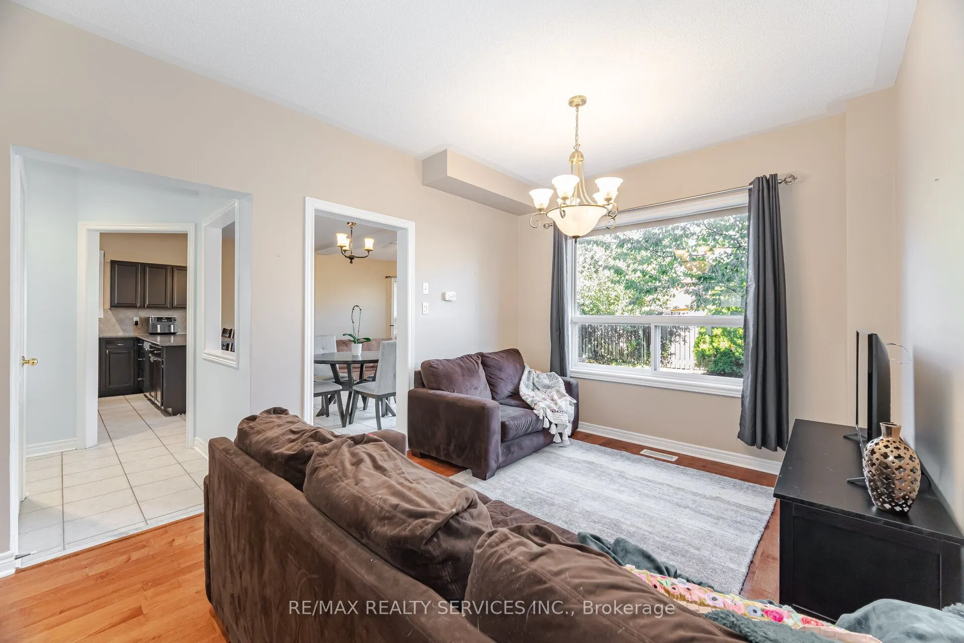 5 Melrose Gardens