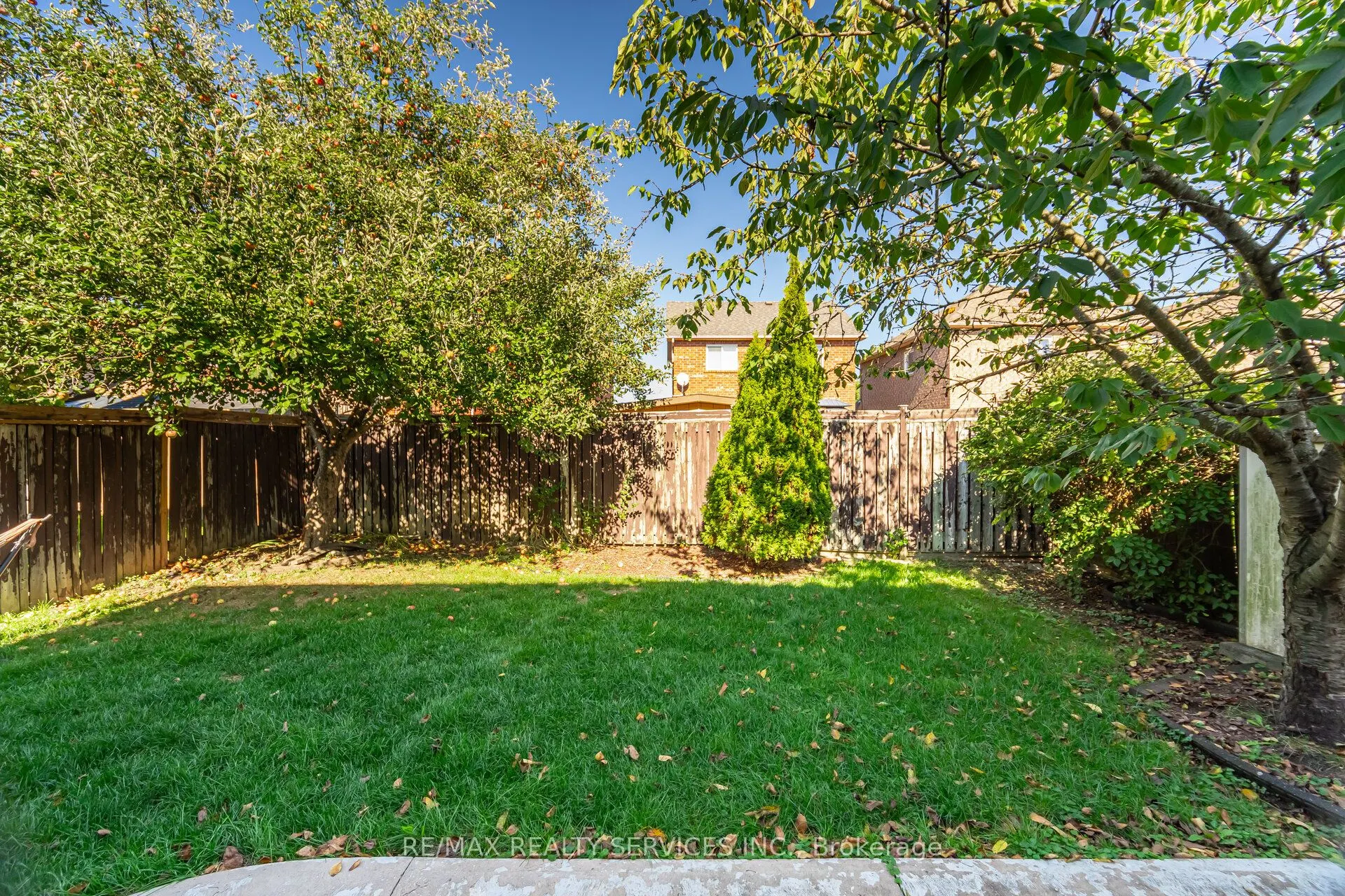 5 Melrose Gardens