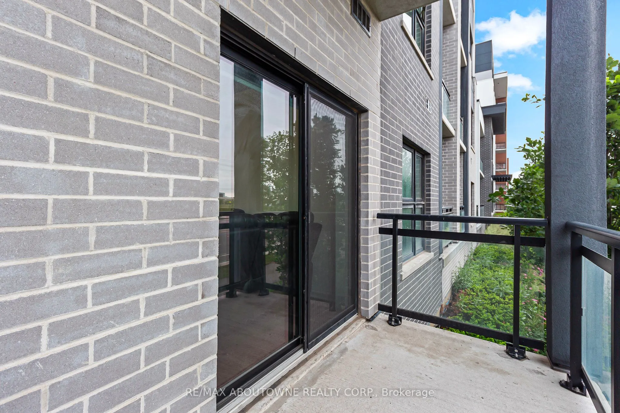 102 Grovewood Common, #121