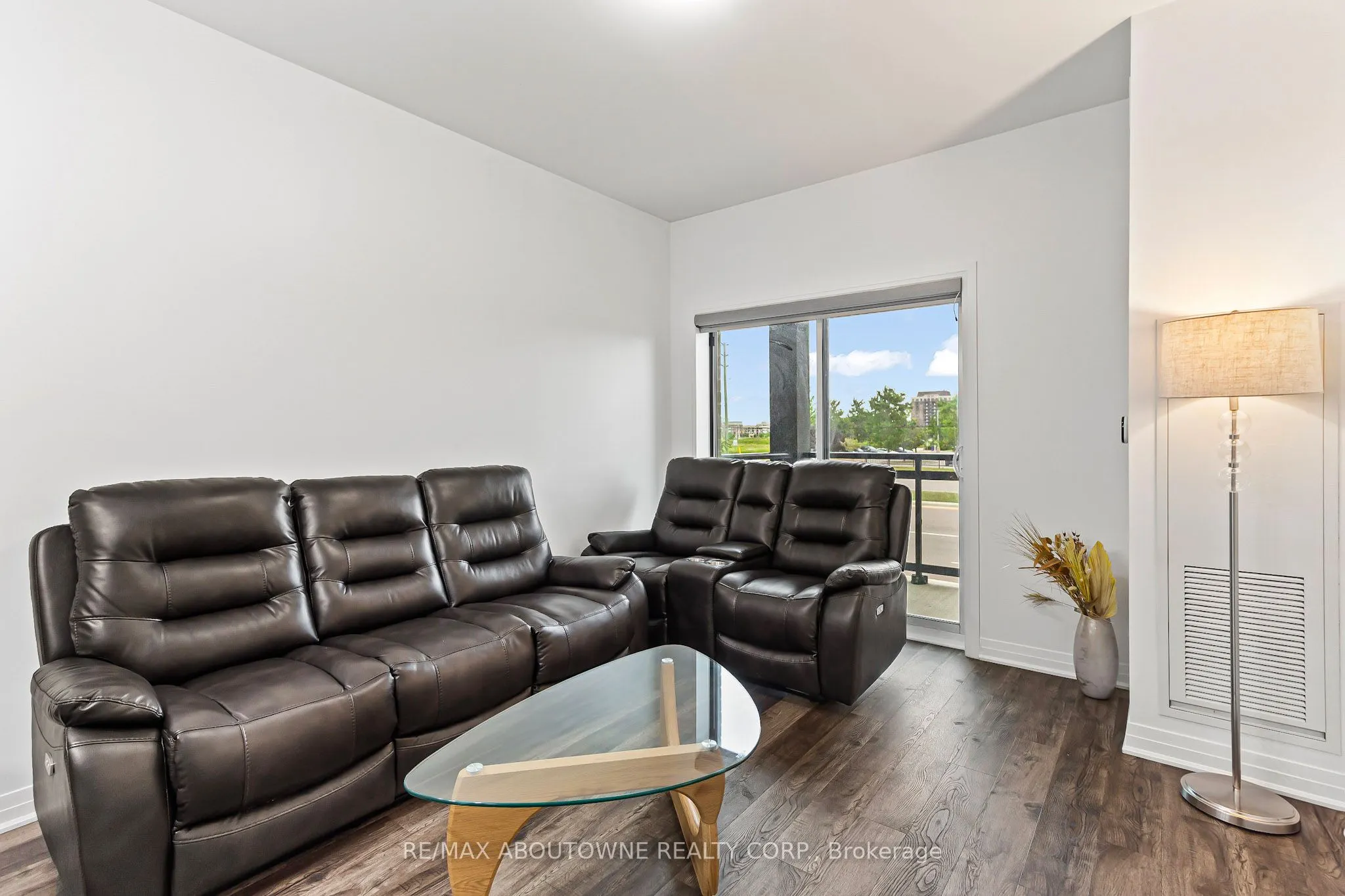 102 Grovewood Common, #121