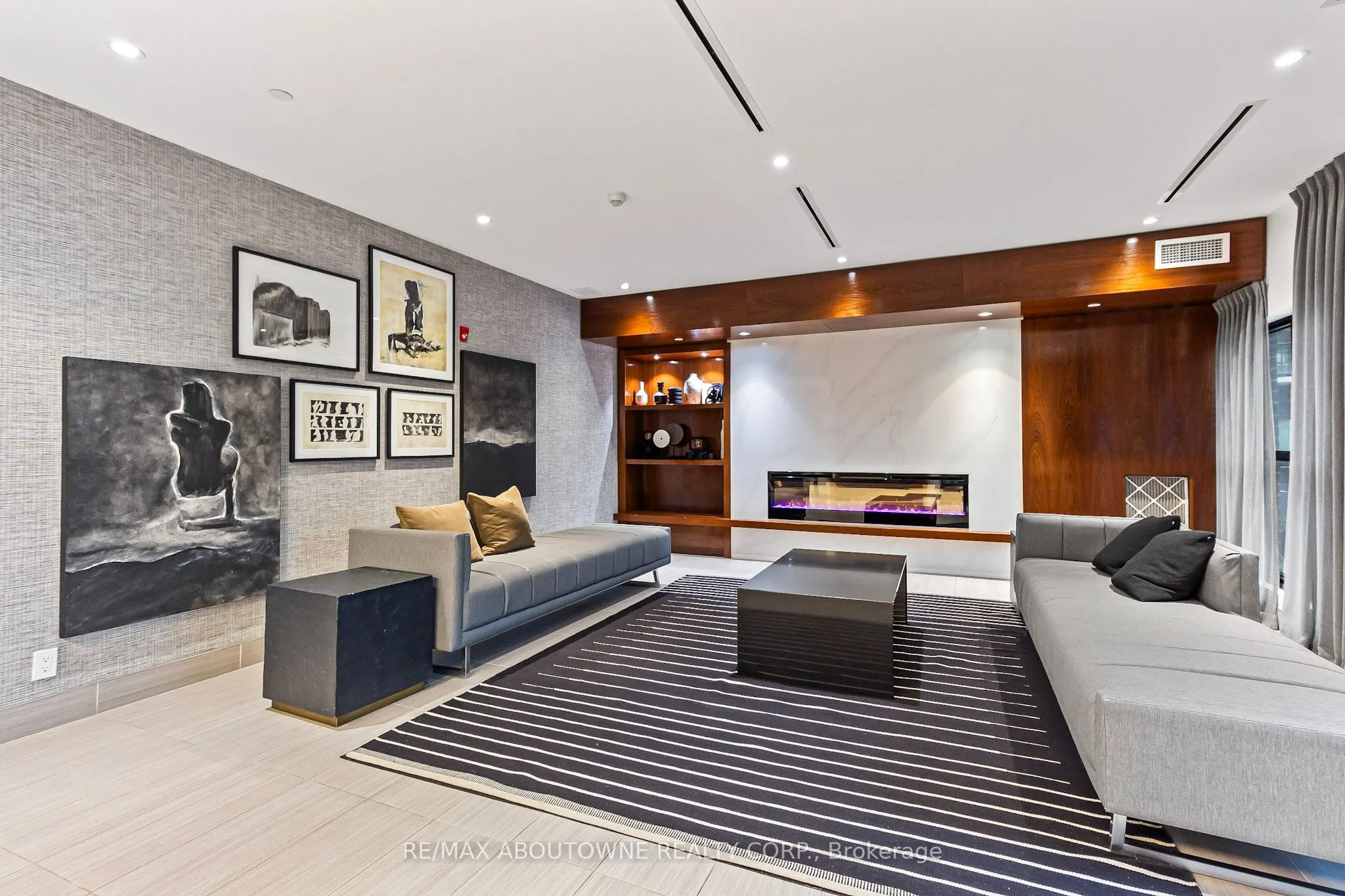 102 Grovewood Common, #121