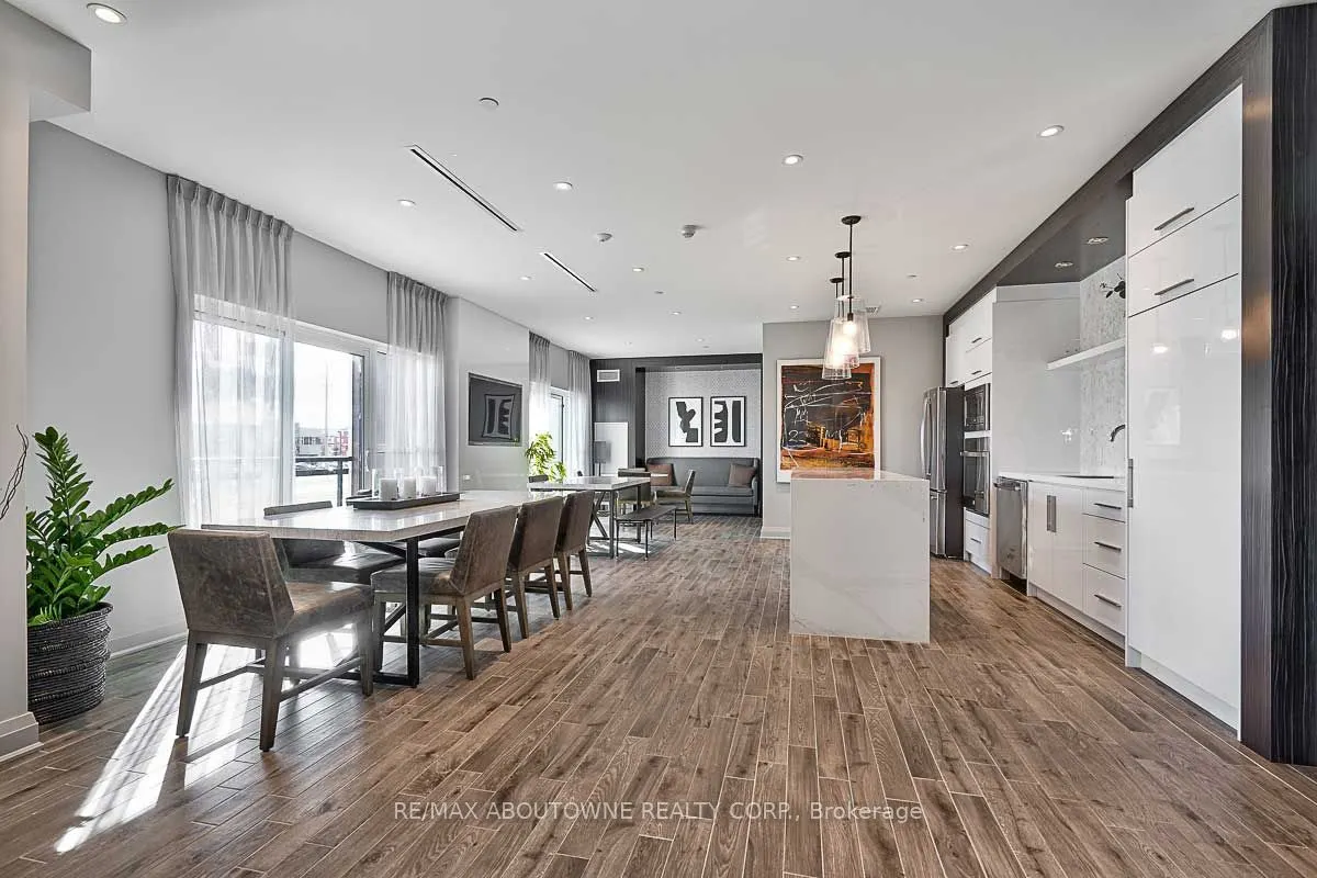 102 Grovewood Common, #121