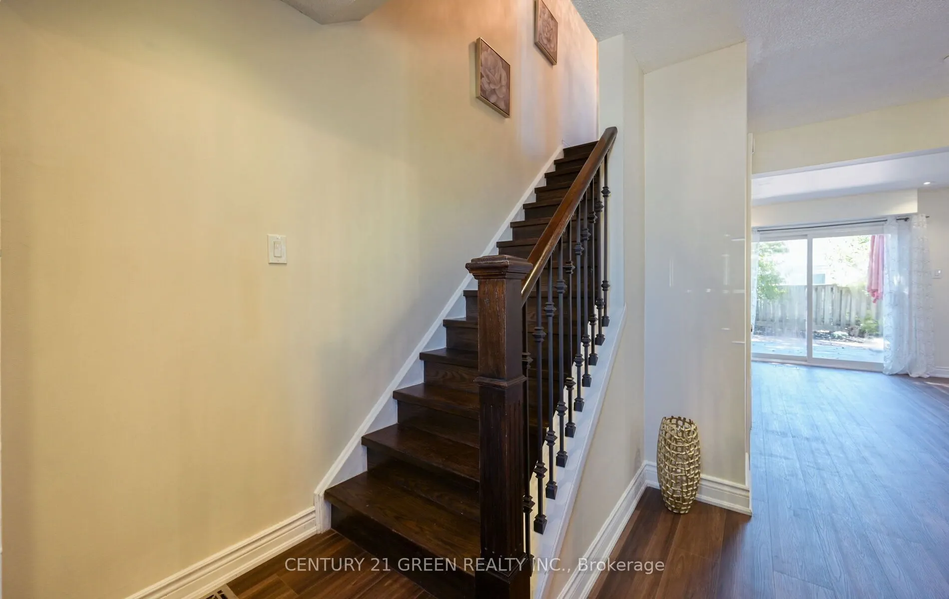 1 Greenarrow Court