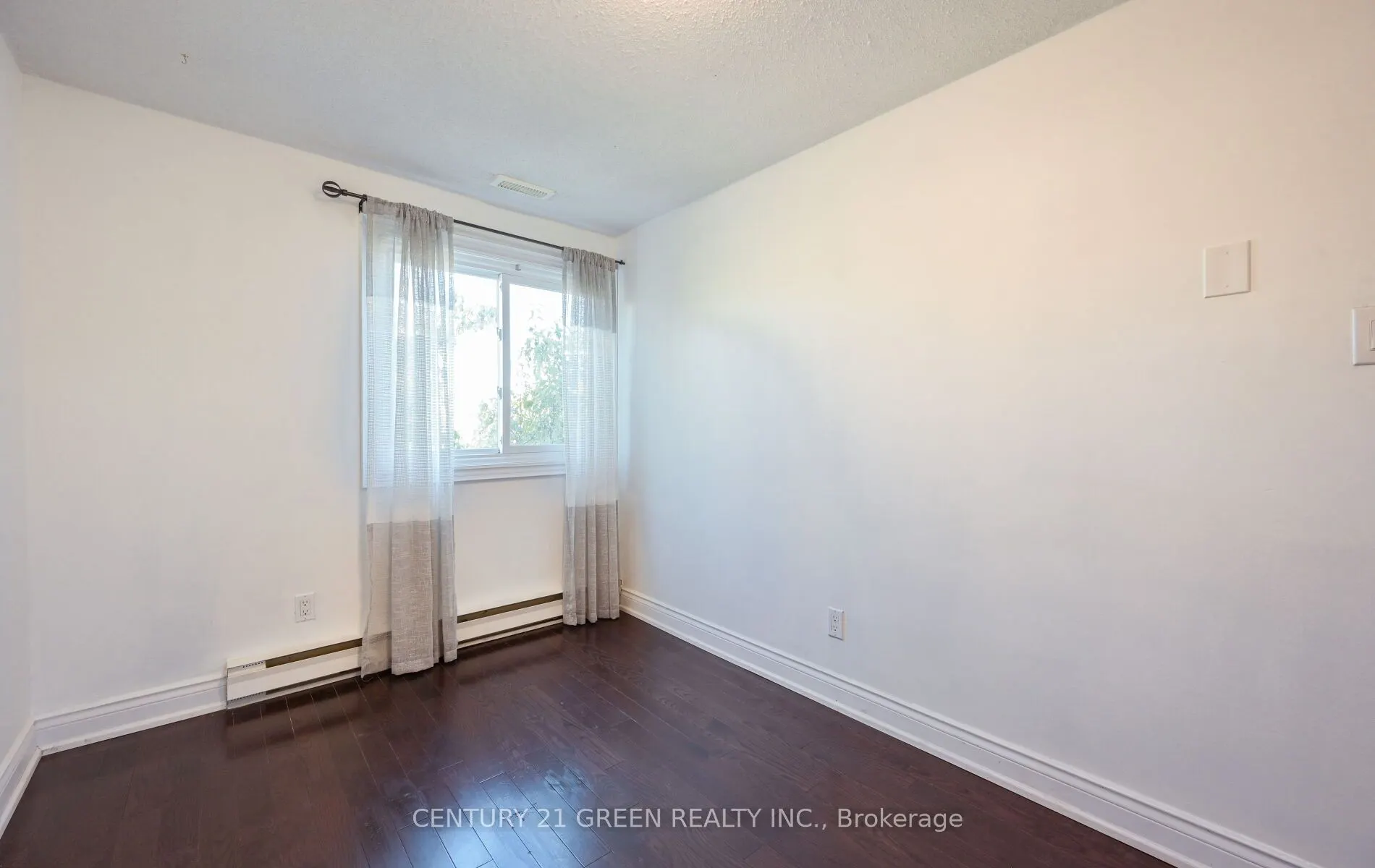 1 Greenarrow Court
