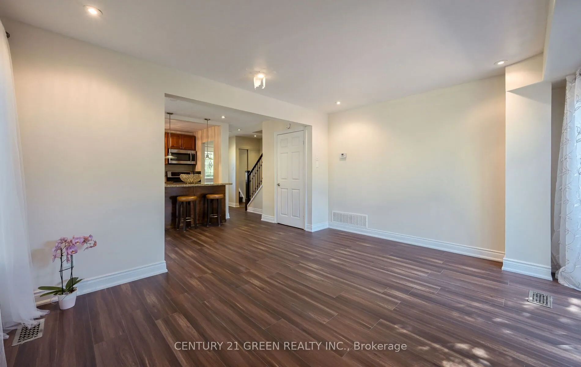 1 Greenarrow Court