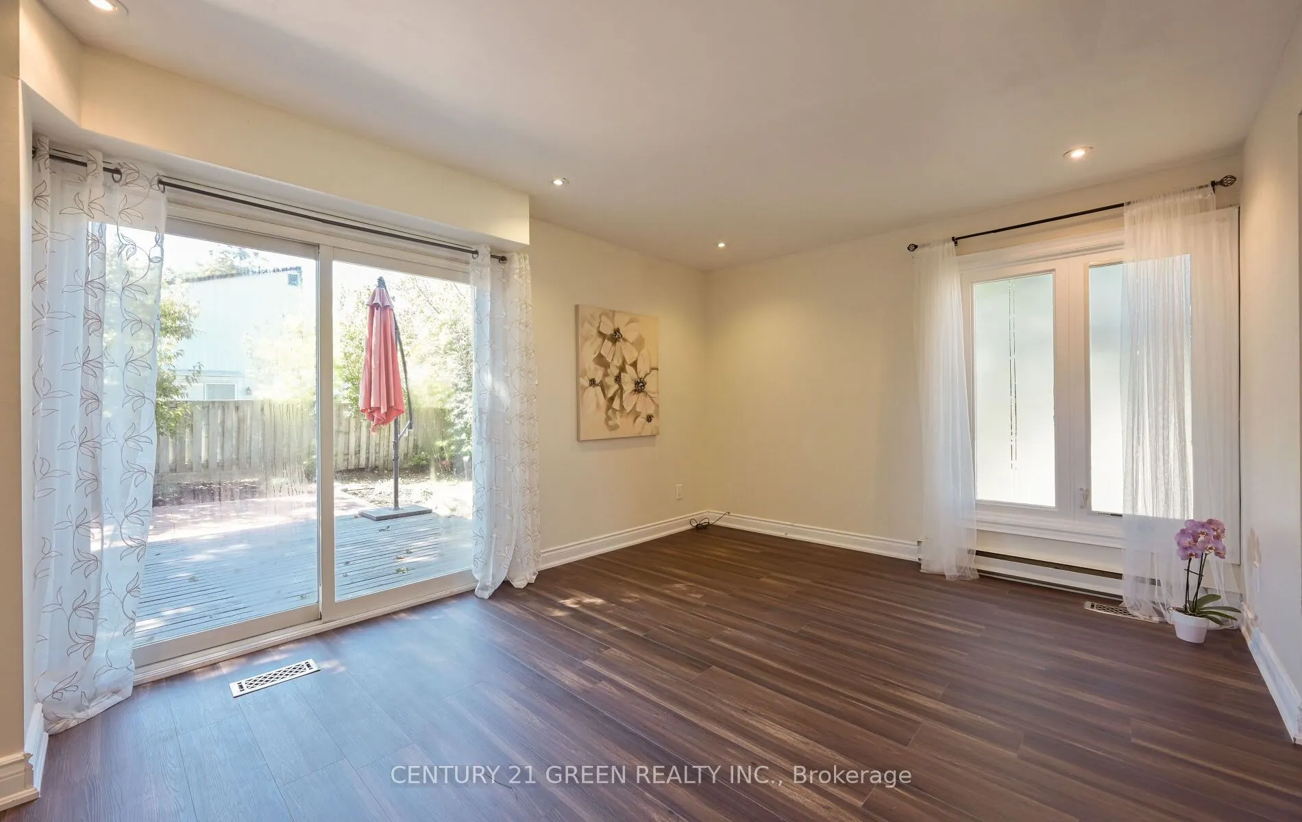 1 Greenarrow Court