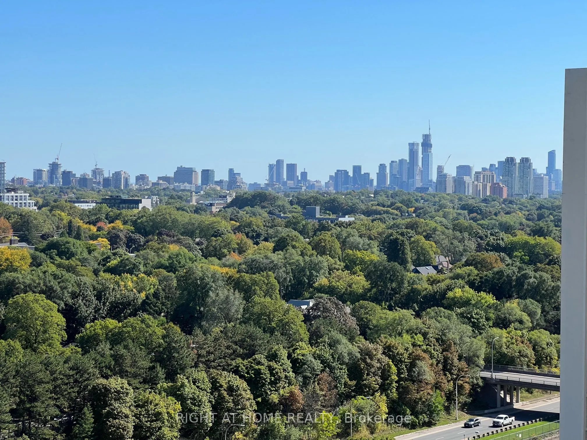 360 Ridelle Avenue, #1812