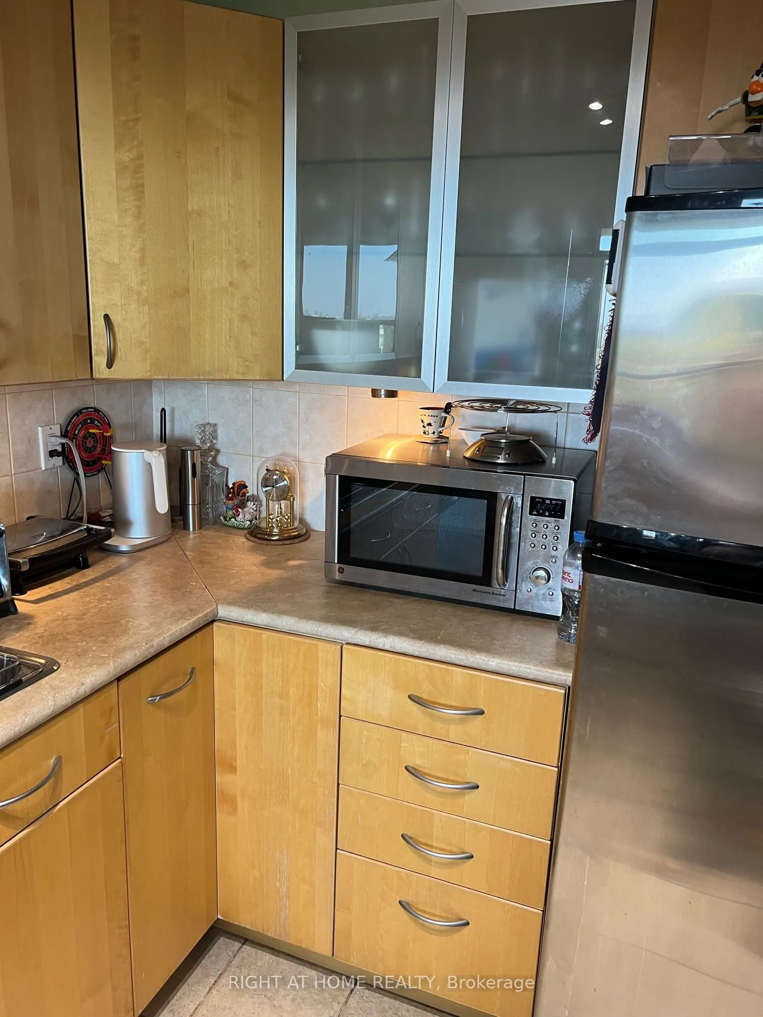 360 Ridelle Avenue, #1812