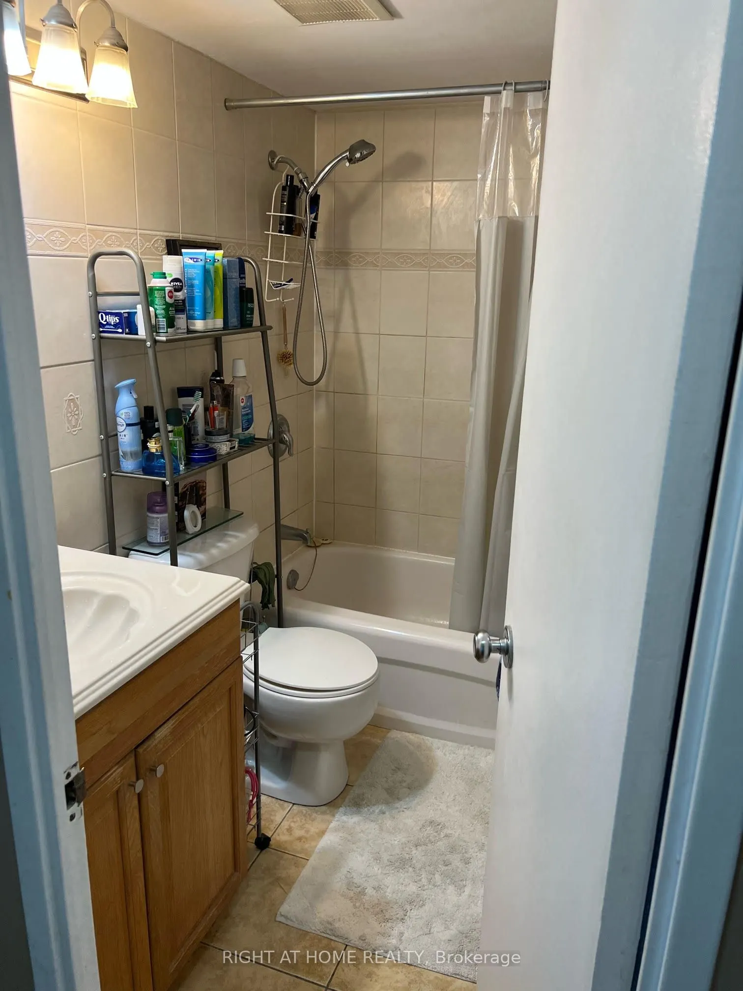 360 Ridelle Avenue, #1812