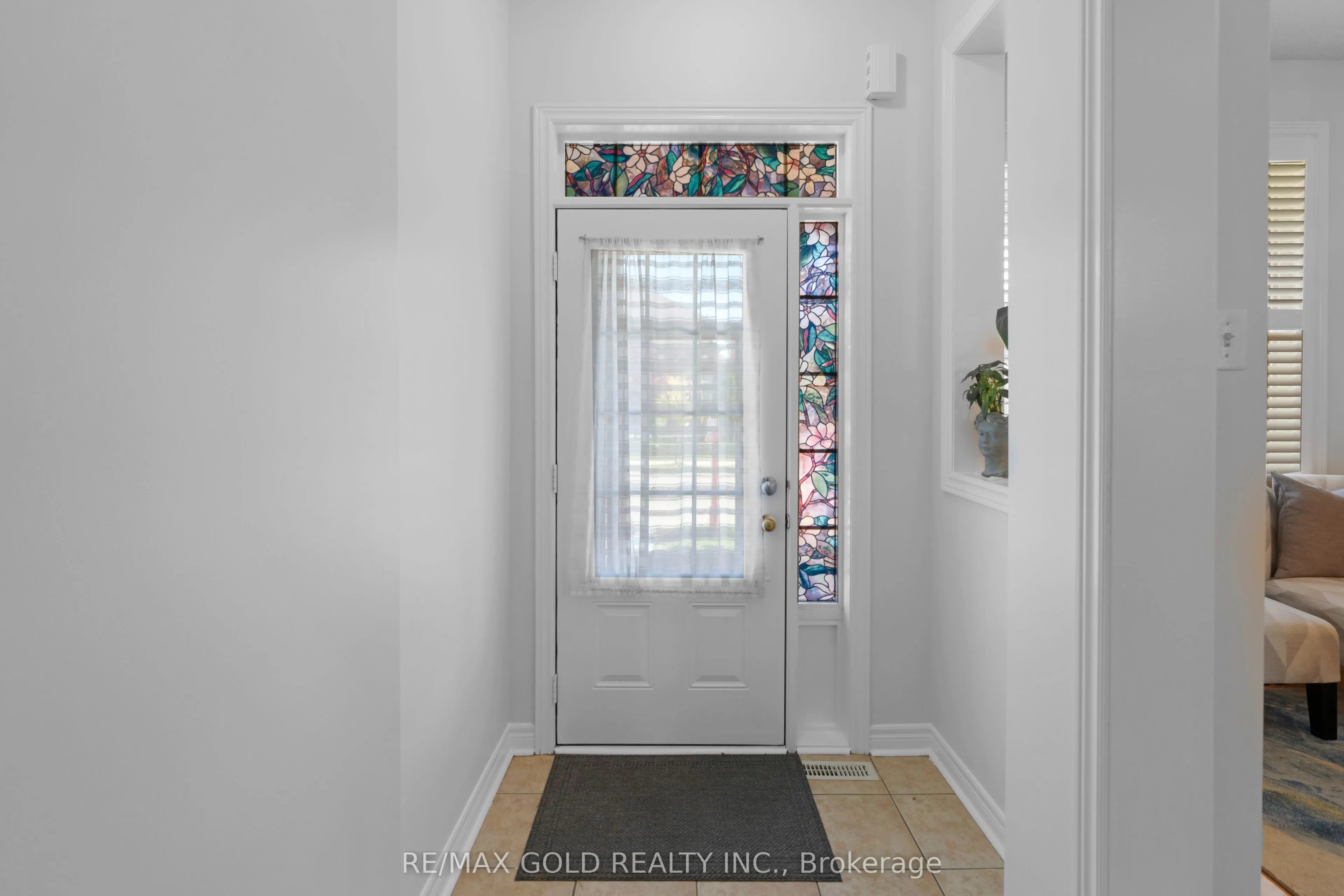82 Amaranth Crescent