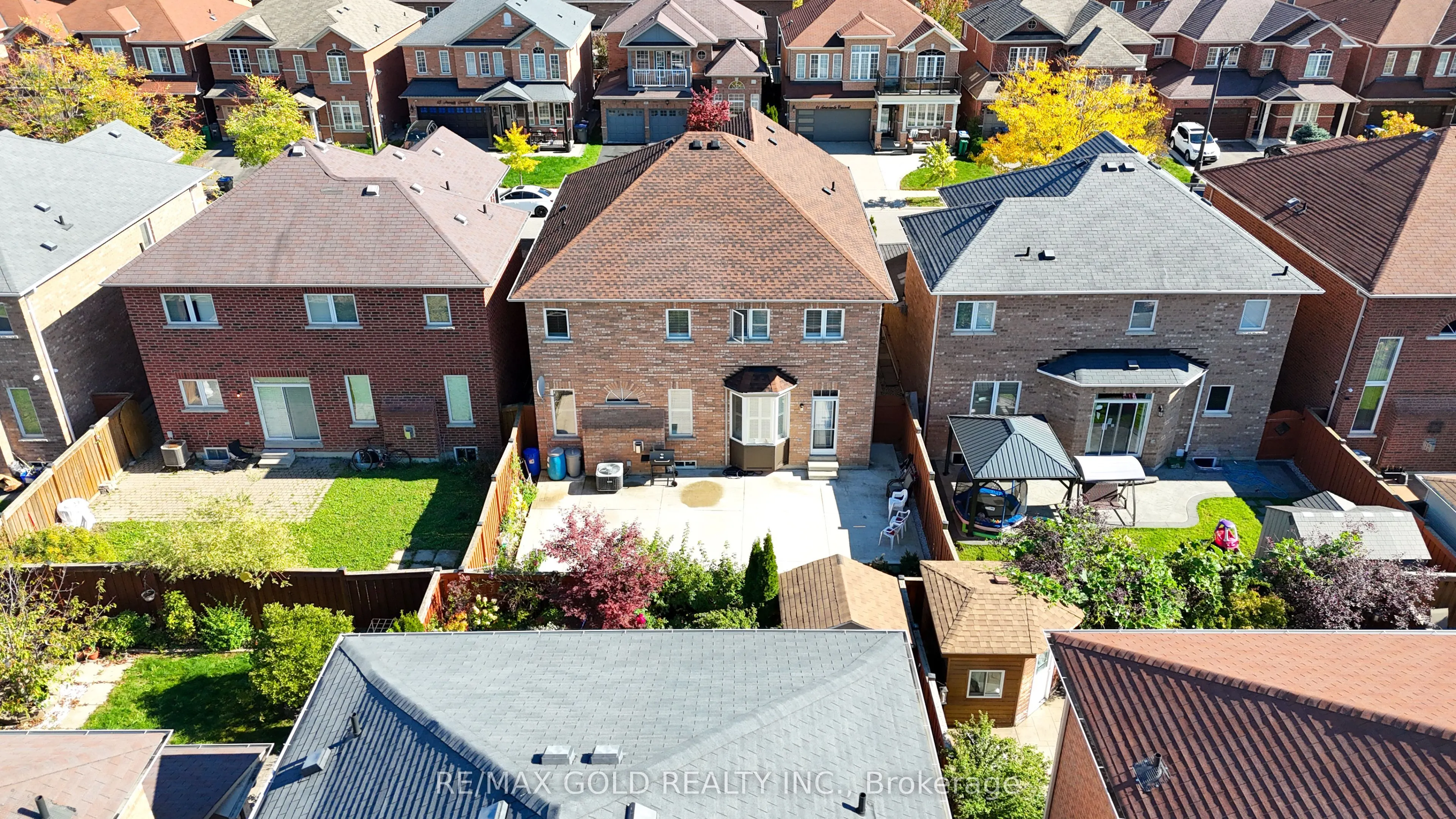 82 Amaranth Crescent