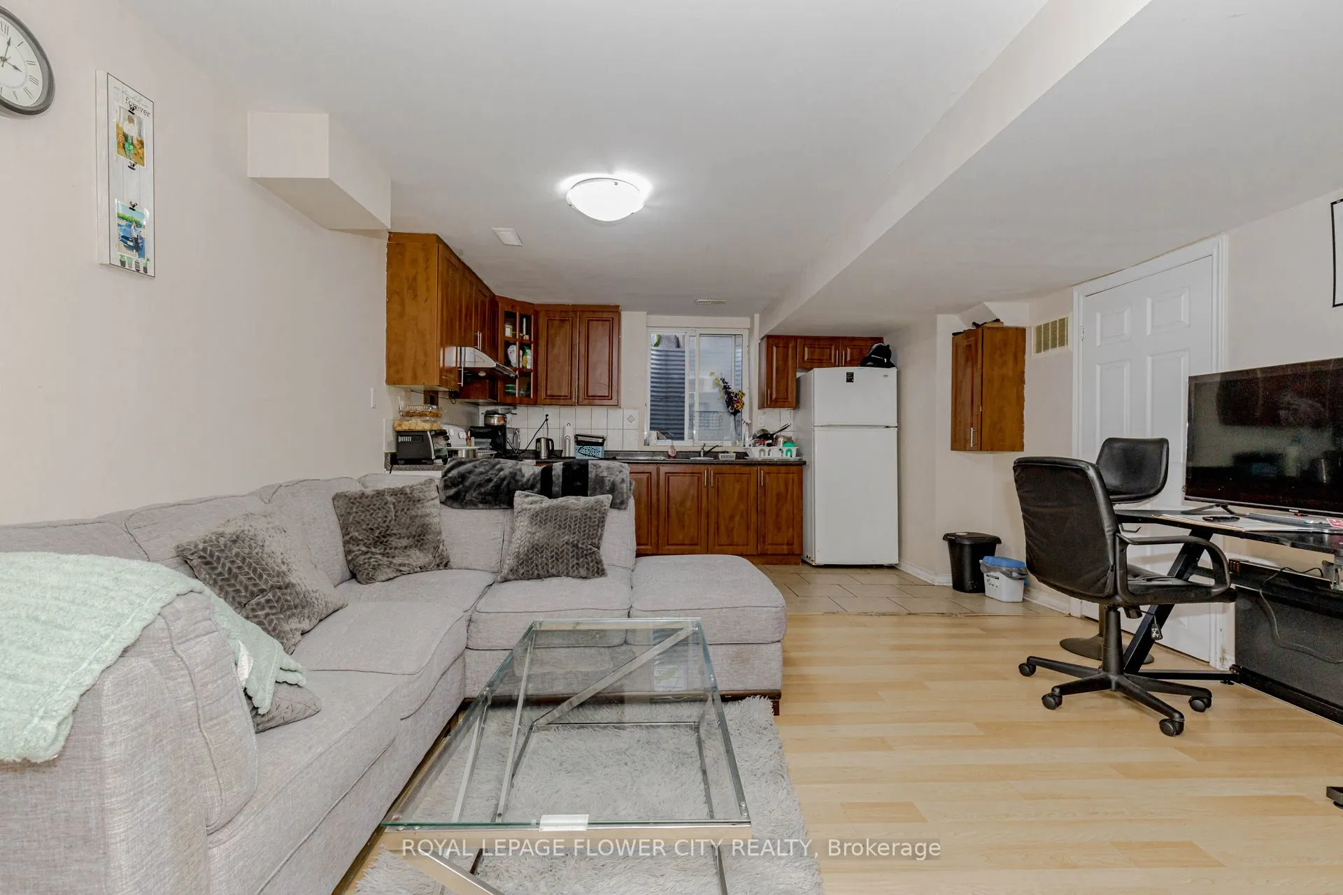 12 Fieldview Drive
