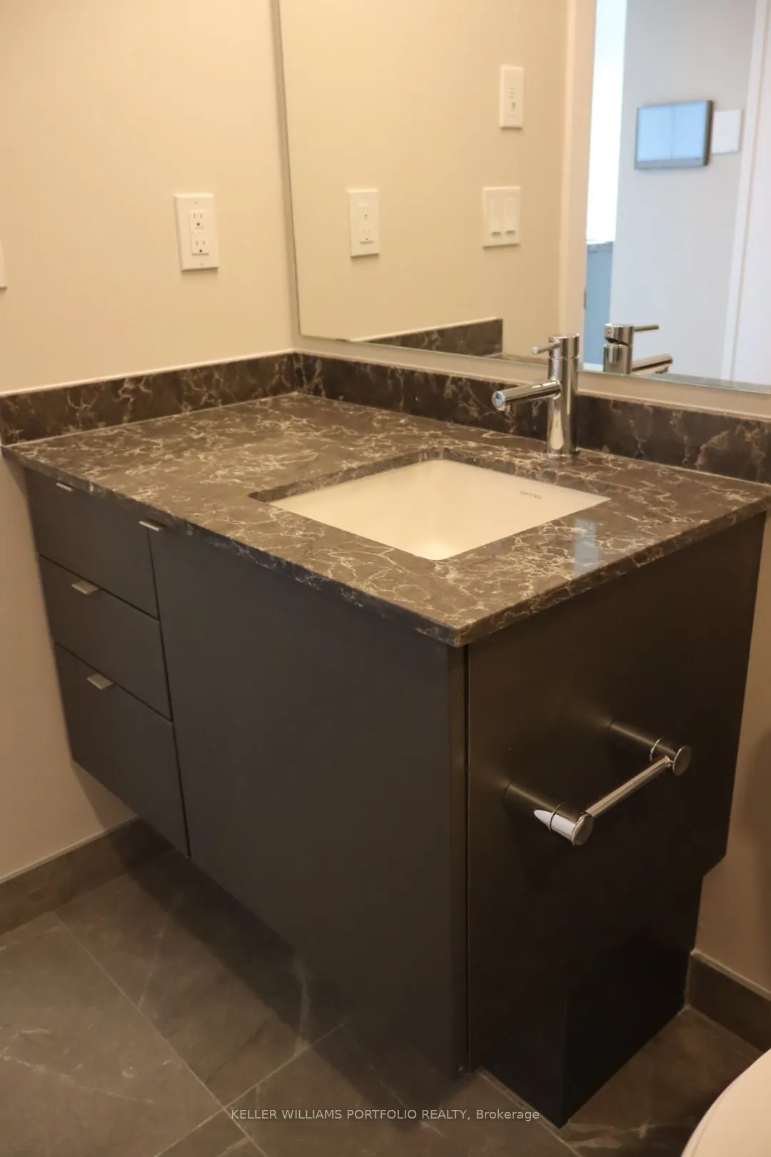 3240 William Coltson Avenue, #1105