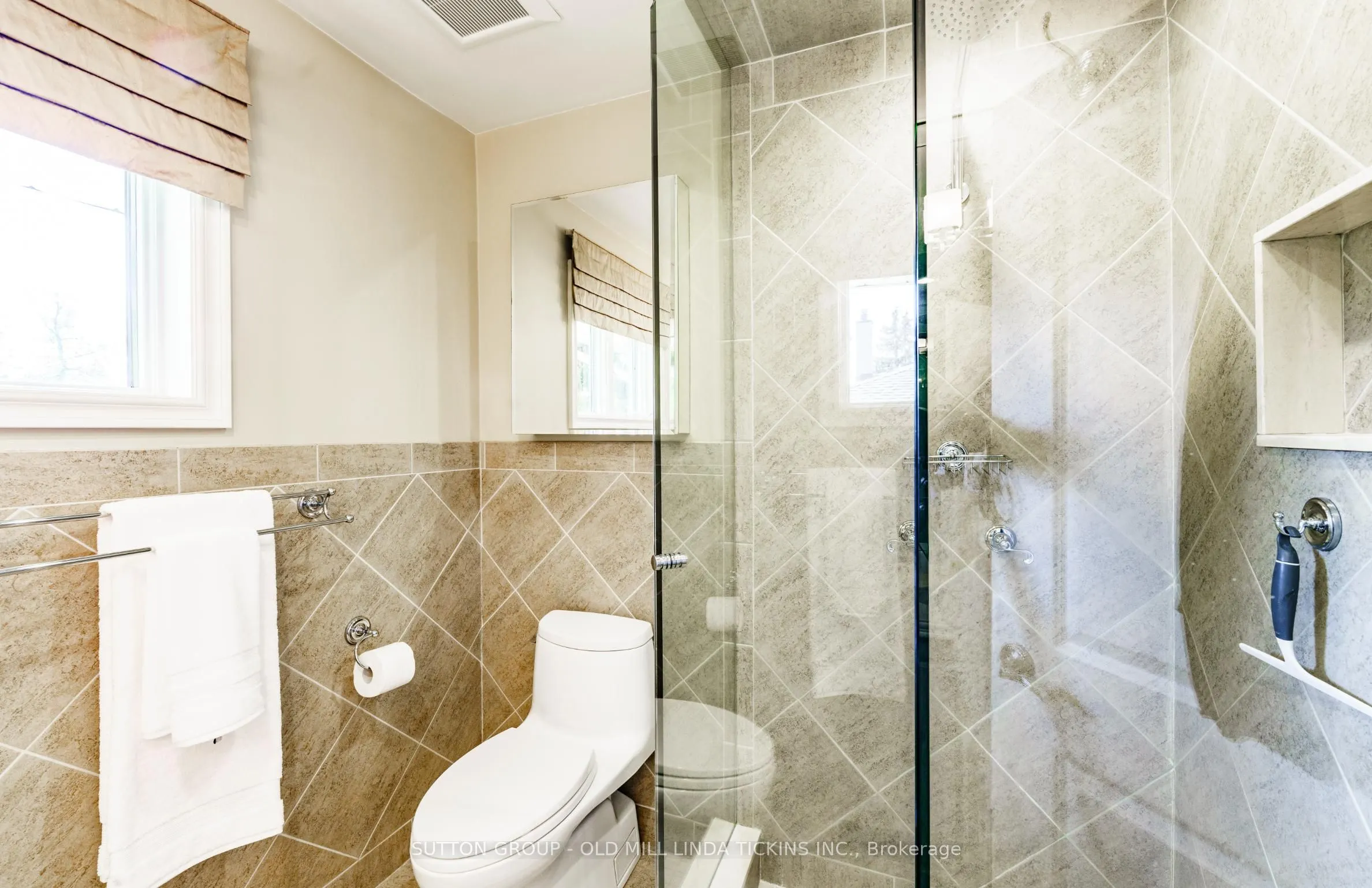 6 Winterbourne Court