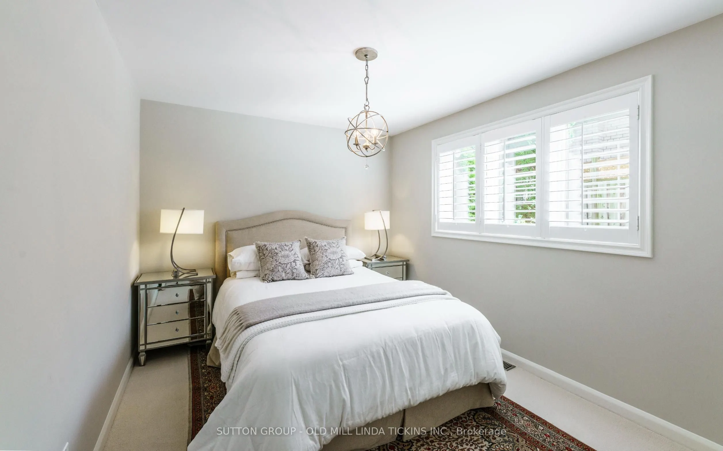 6 Winterbourne Court