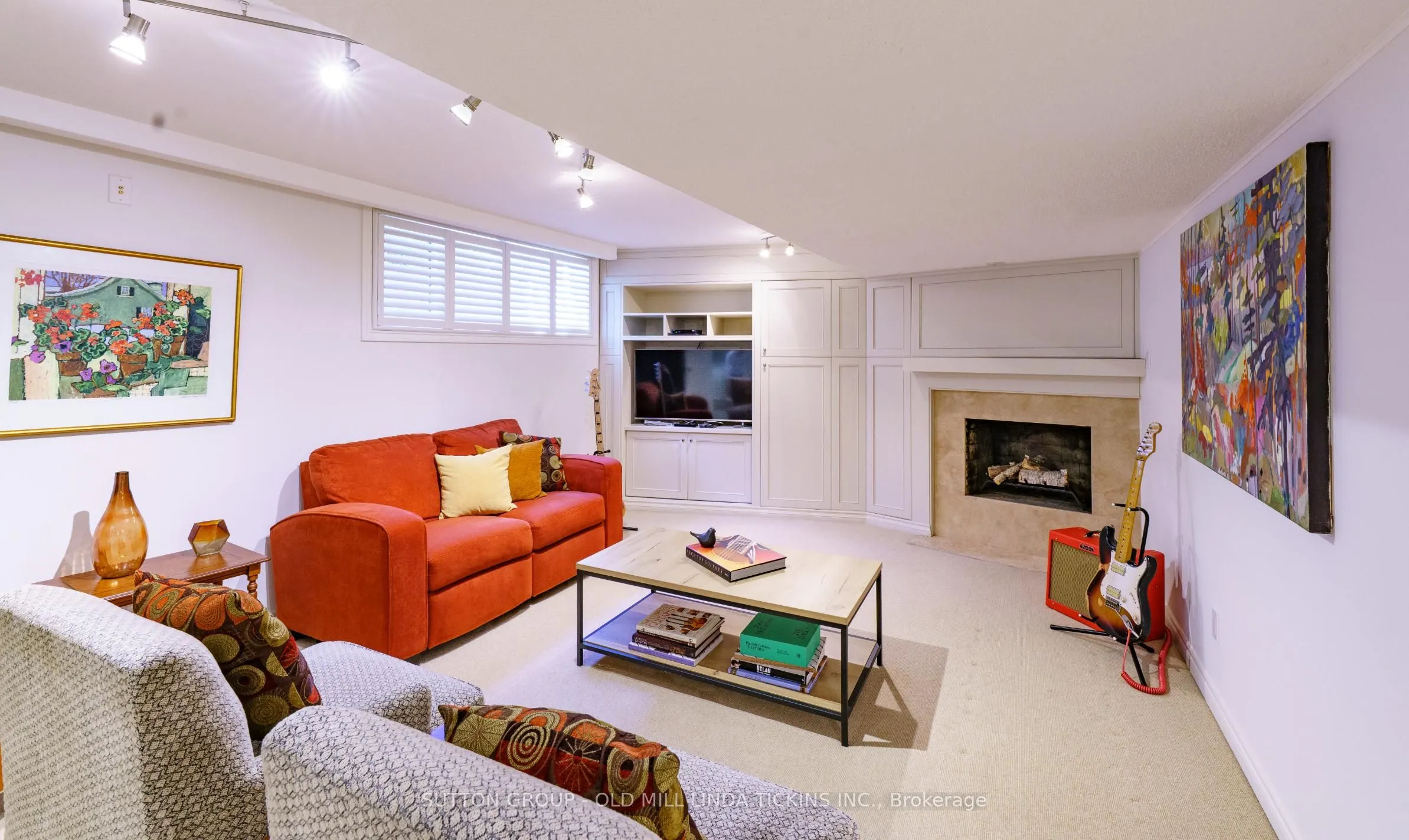 6 Winterbourne Court
