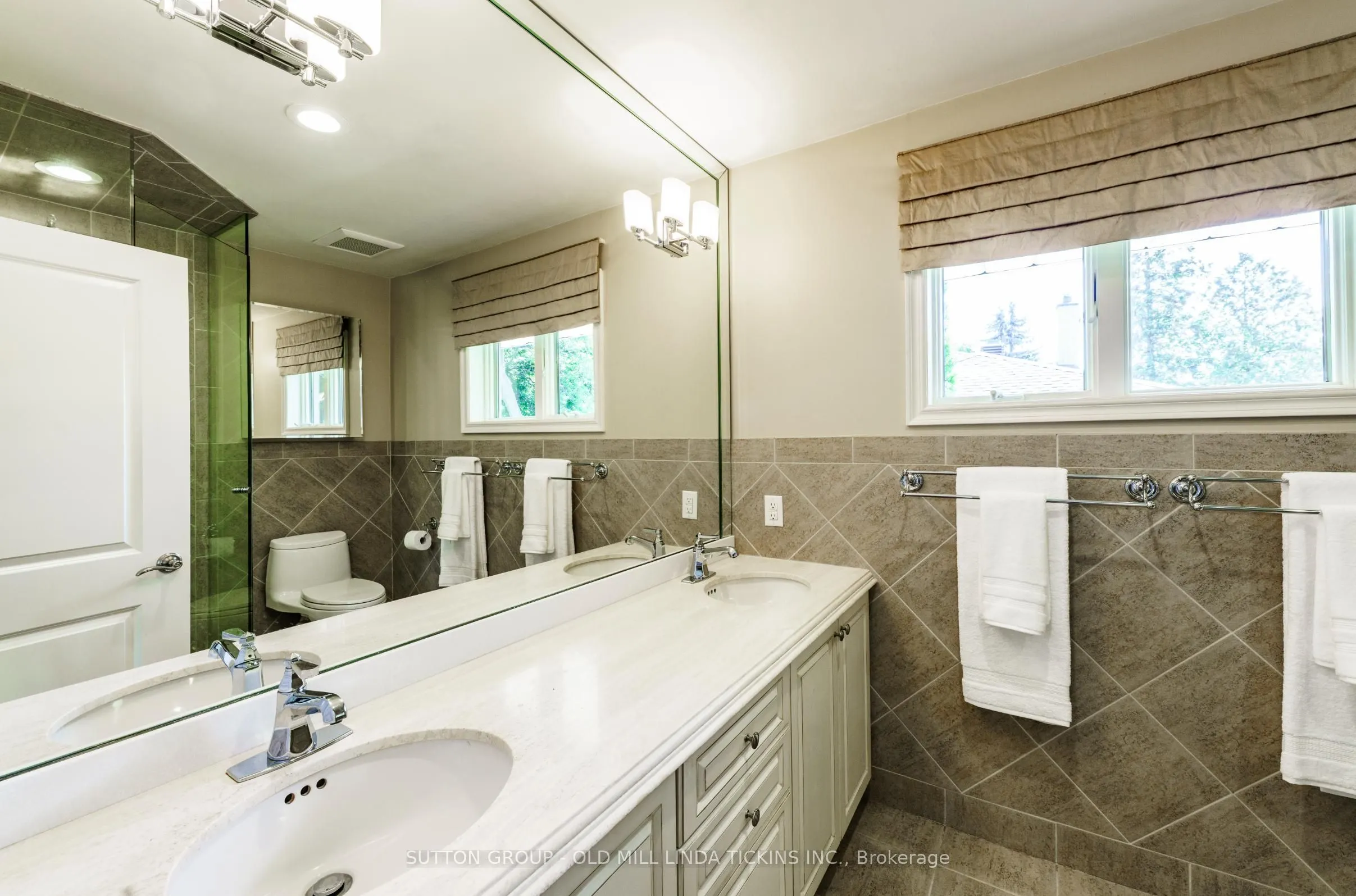 6 Winterbourne Court