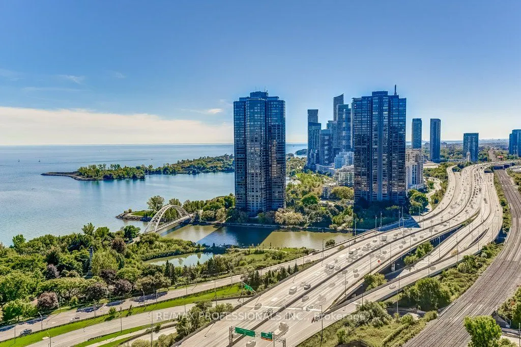 103 The Queensway Avenue, #2707