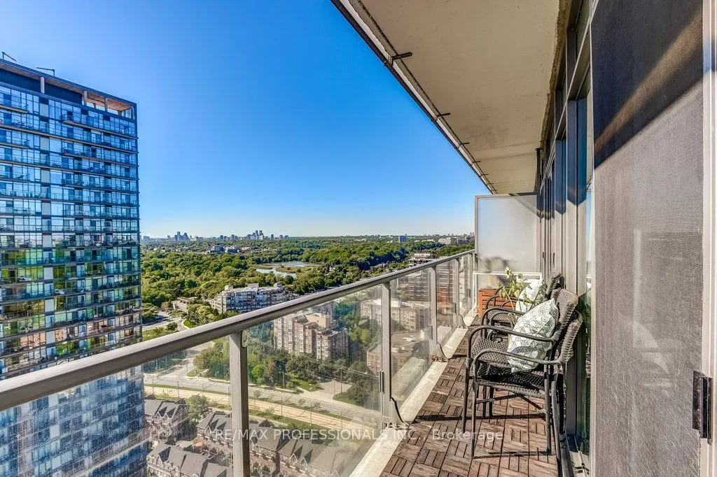 103 The Queensway Avenue, #2707