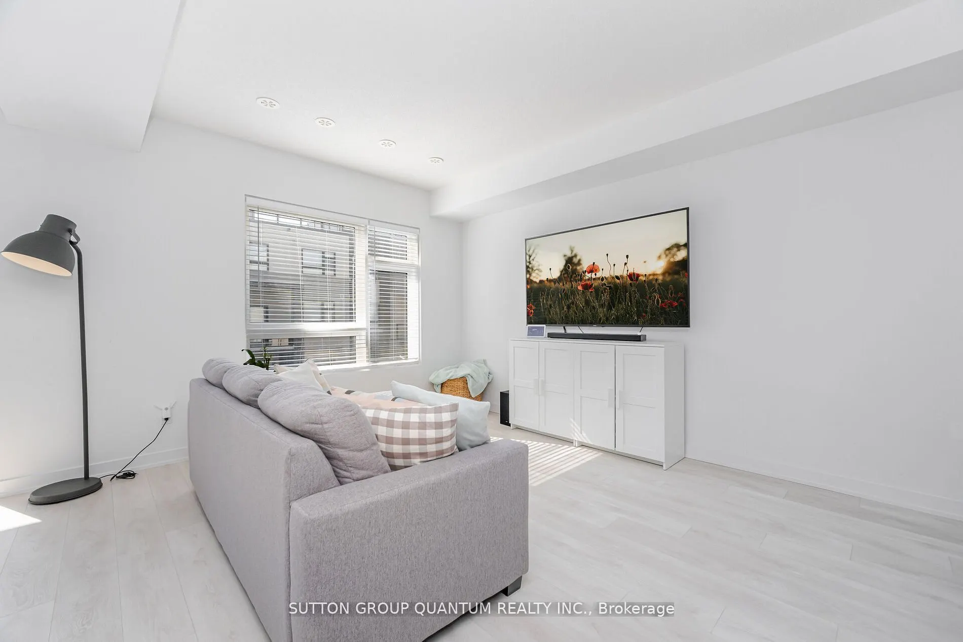 1121 Cooke Boulevard, #19