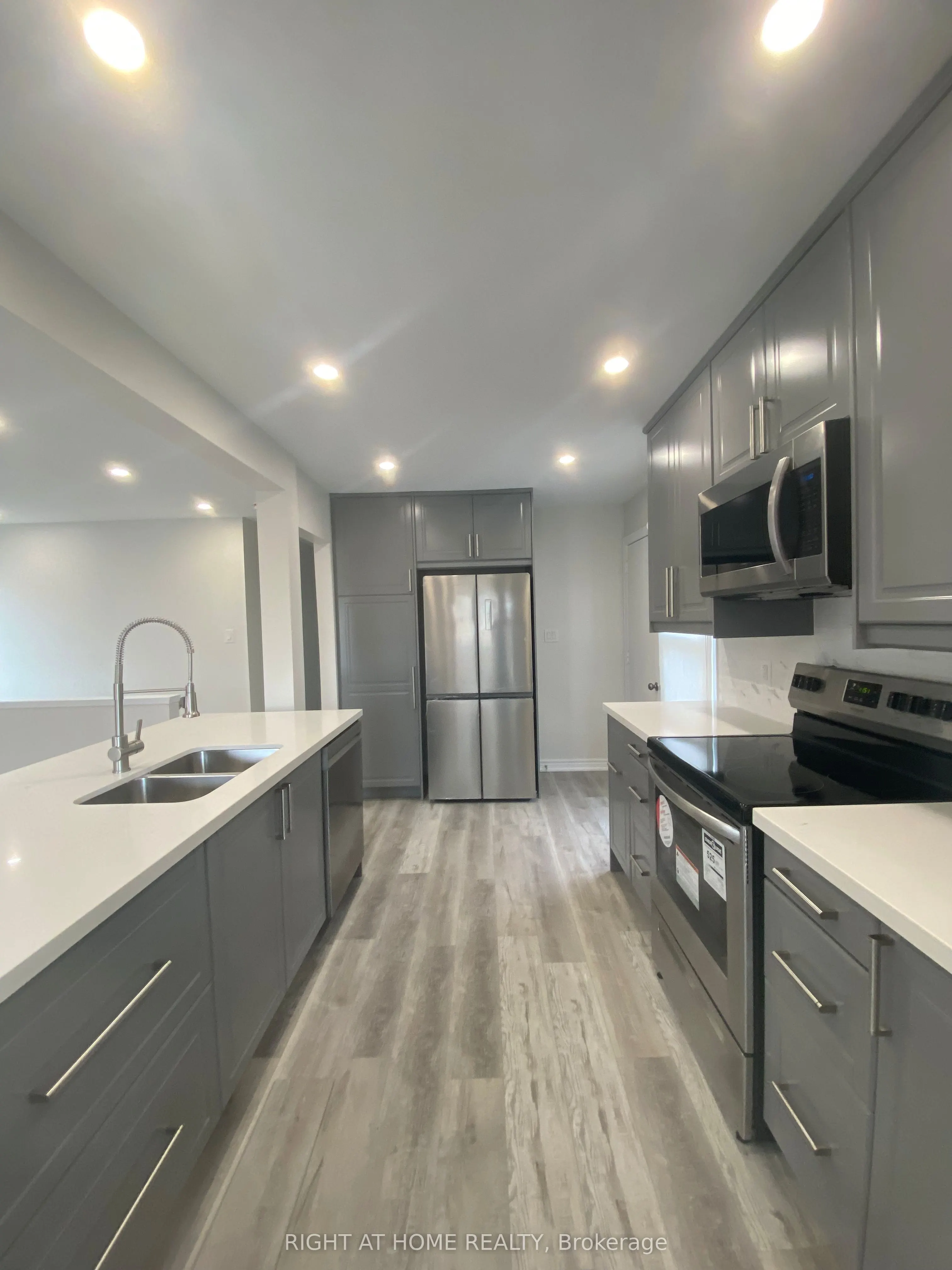 118 Avening Drive
