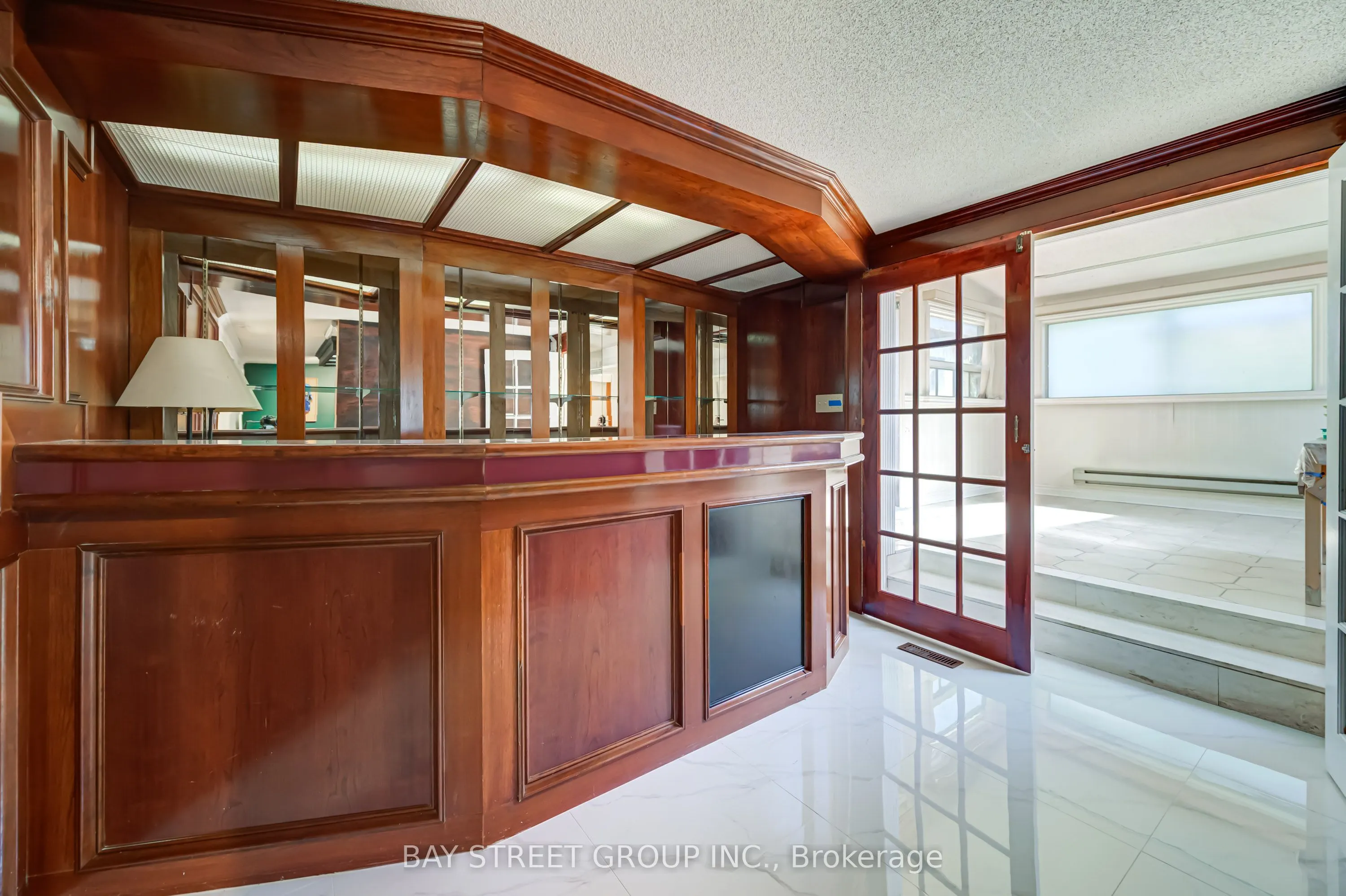 3420 Charmaine Heights