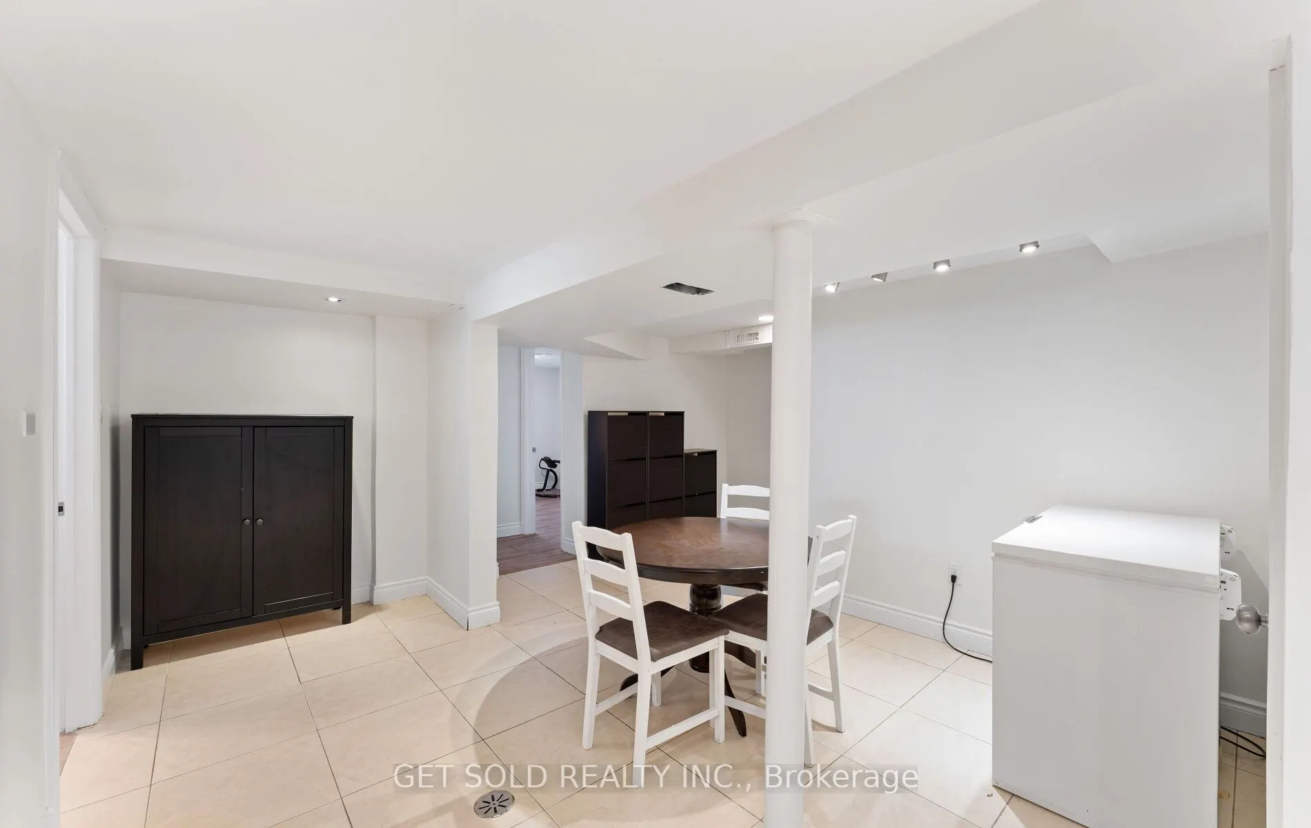 39 Pakenham Drive