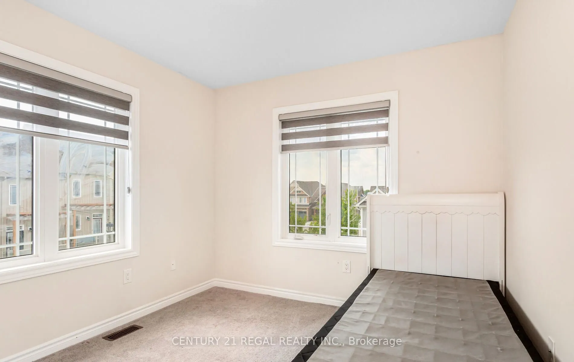 3 Glasson Lane S