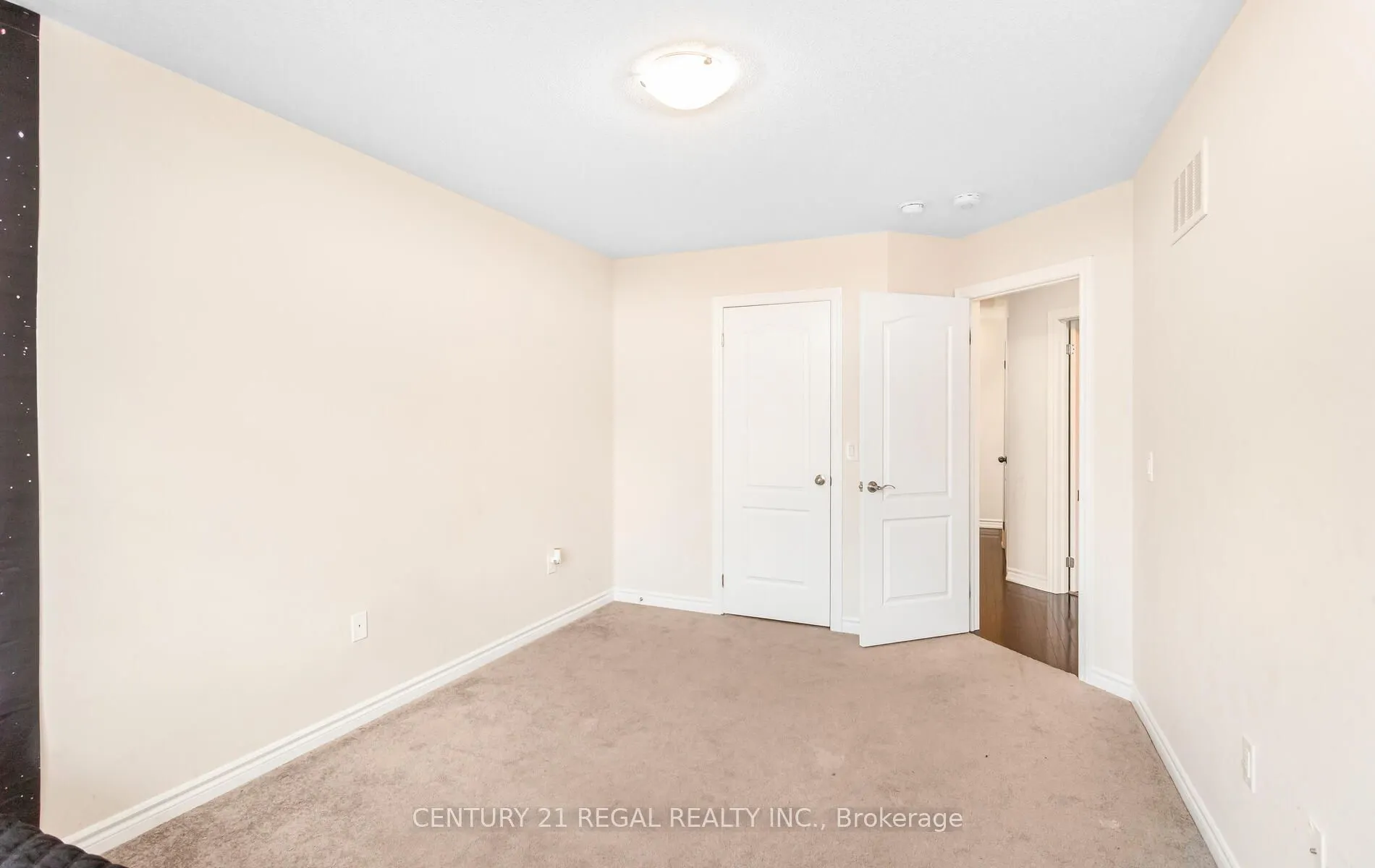 3 Glasson Lane S
