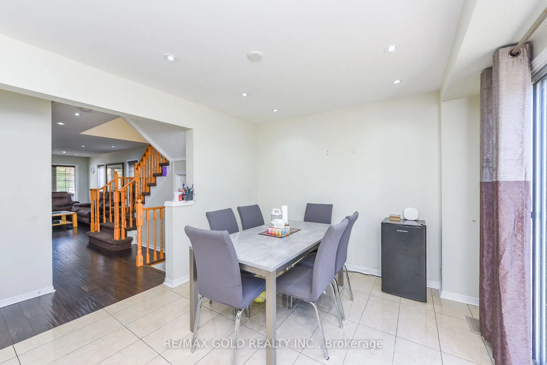 124 Starhill Crescent